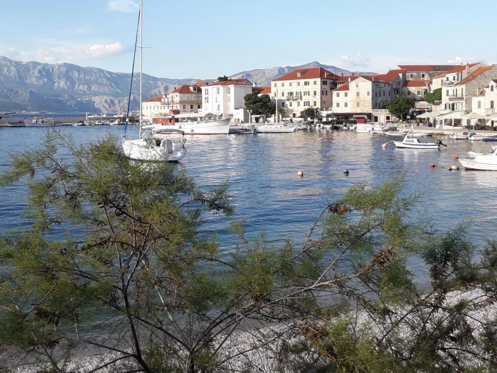 Wohnung „Zitronenbaum Postira“-Buiten
