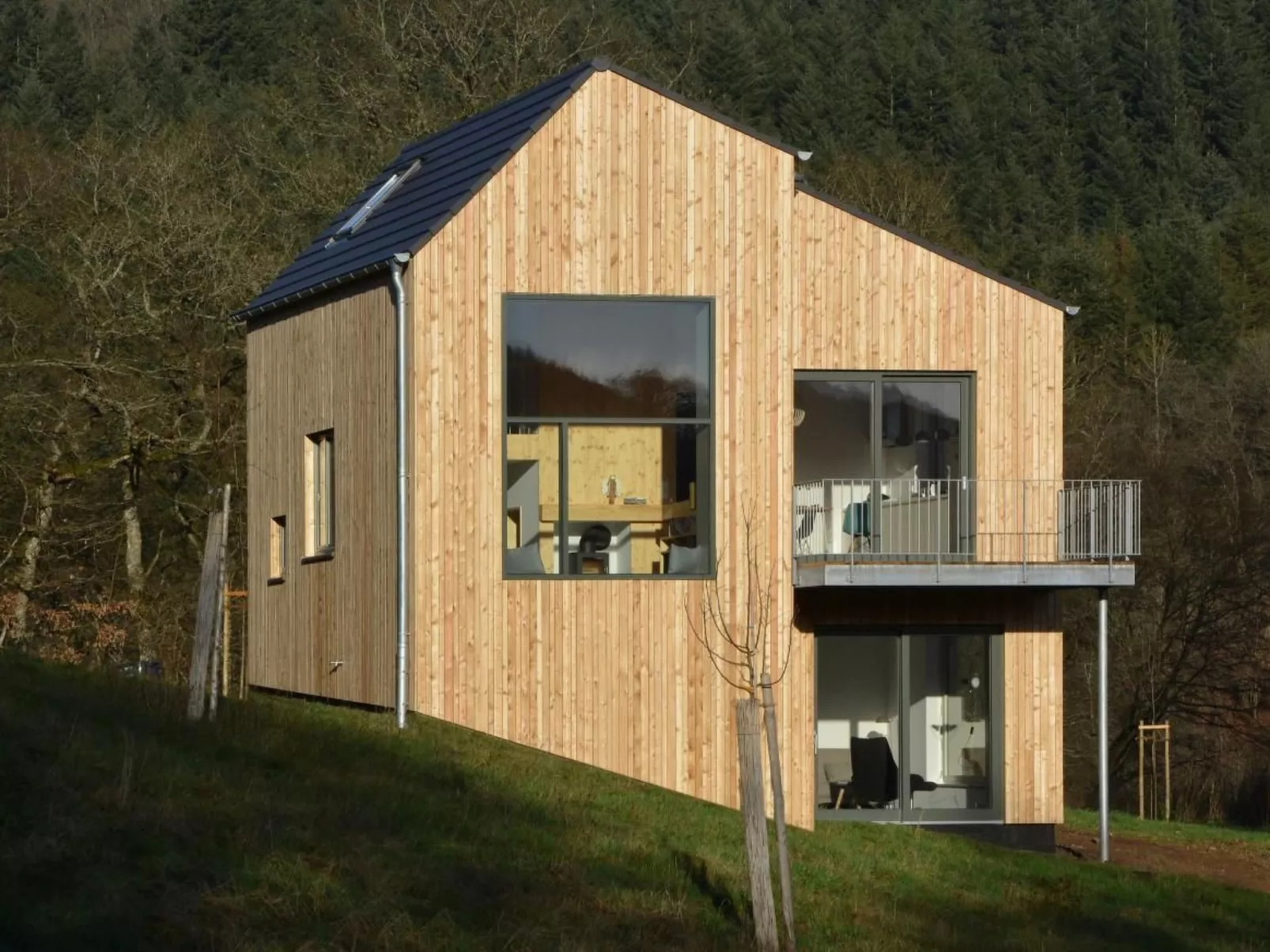 Moderner Holzhausneubau in der Eifel