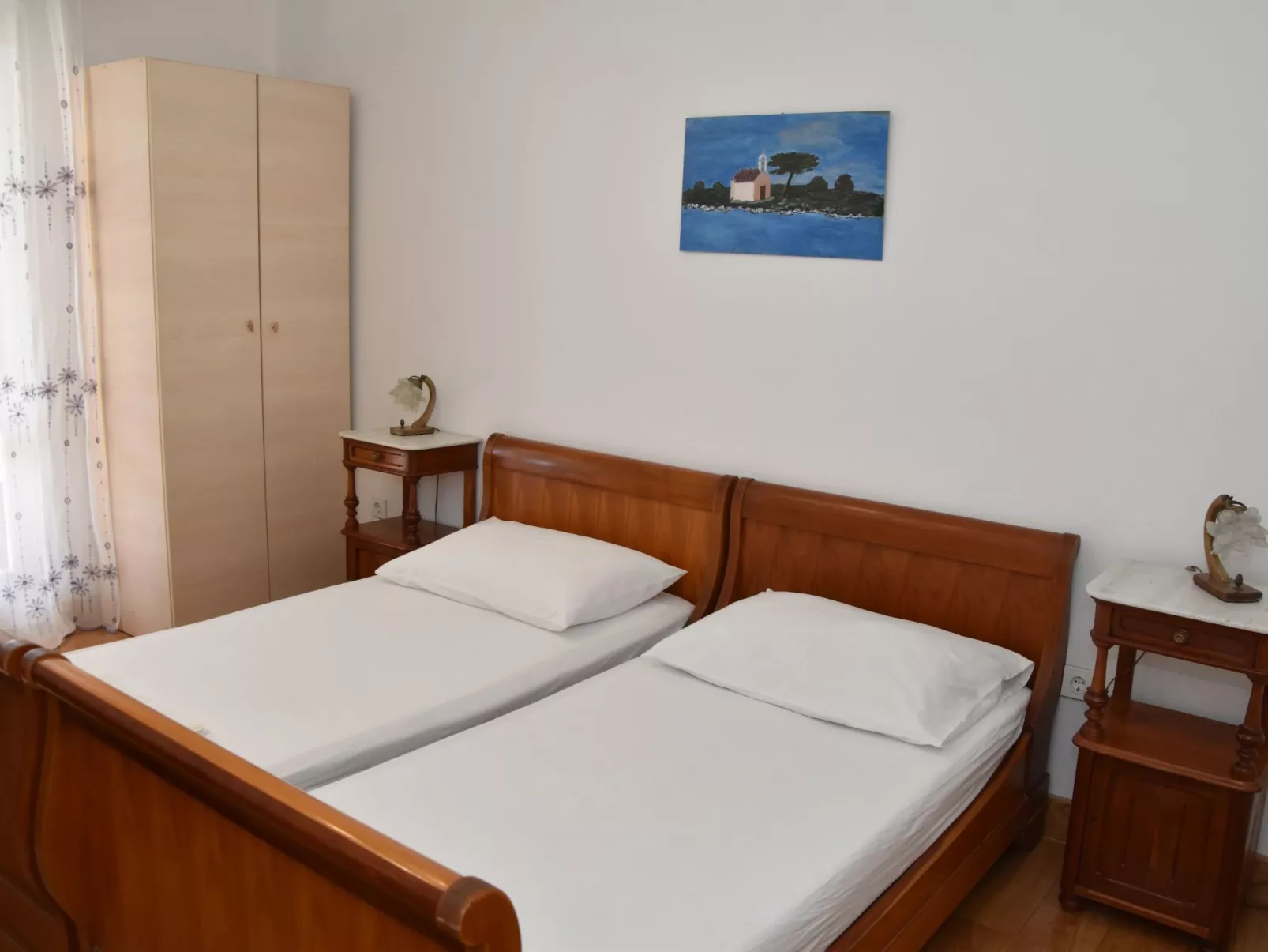 Ruhige Ferienwohnung mit Terrasse und Garten-Binnen