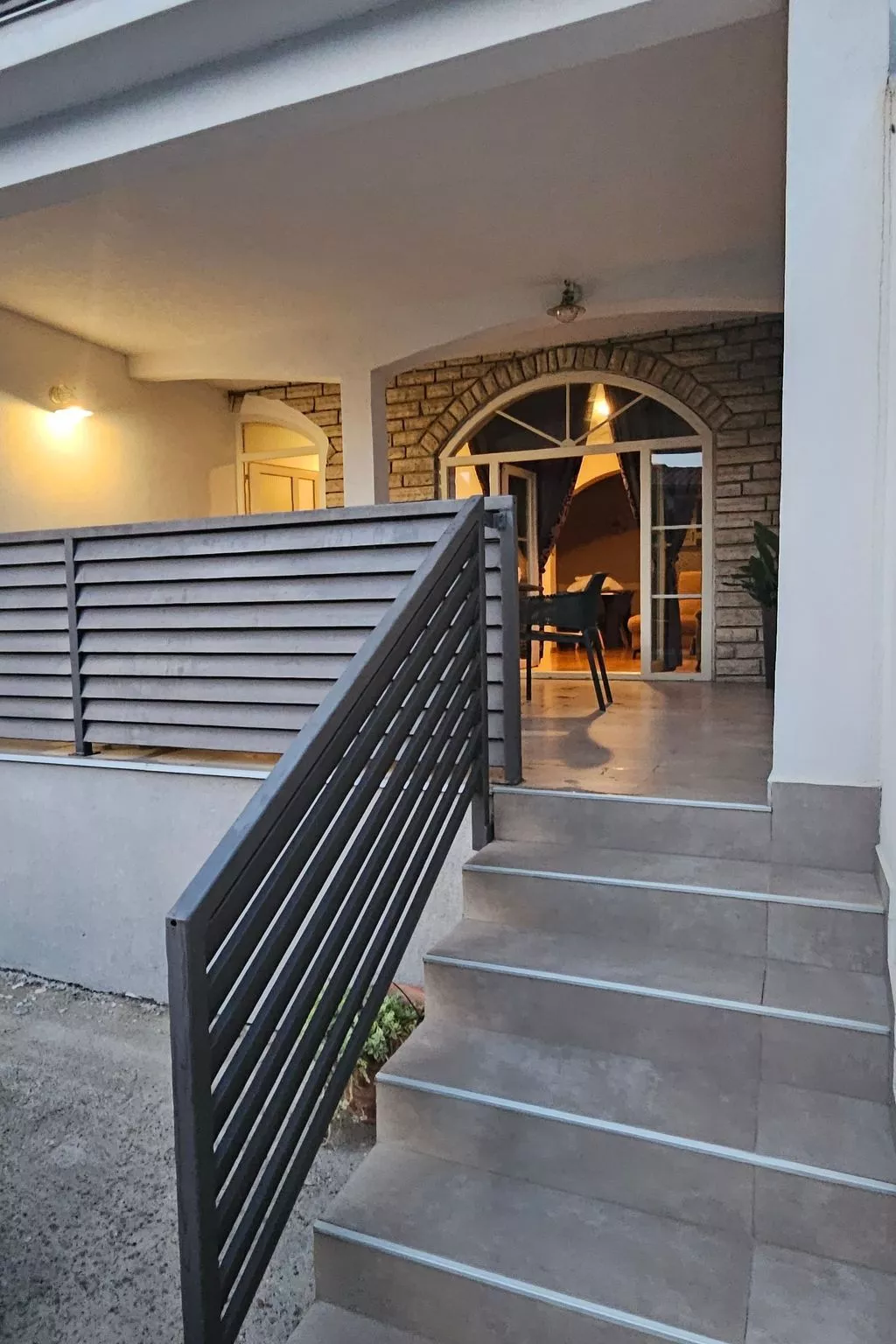 "Jeger" mit Terrasse-Buiten