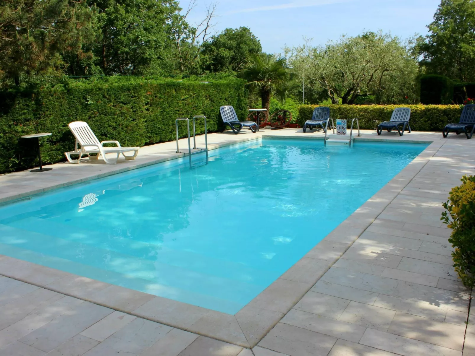 "Plavo More" mit Terrasse