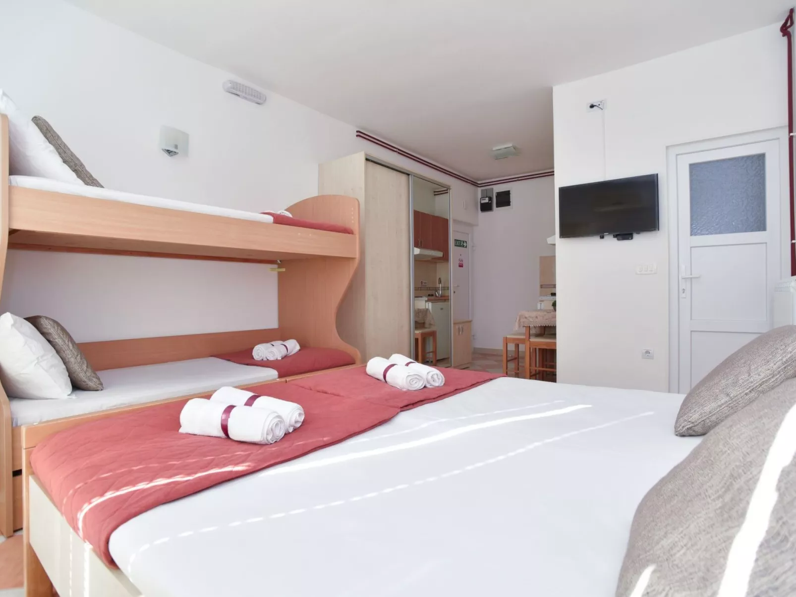 Studio für 4 Personen