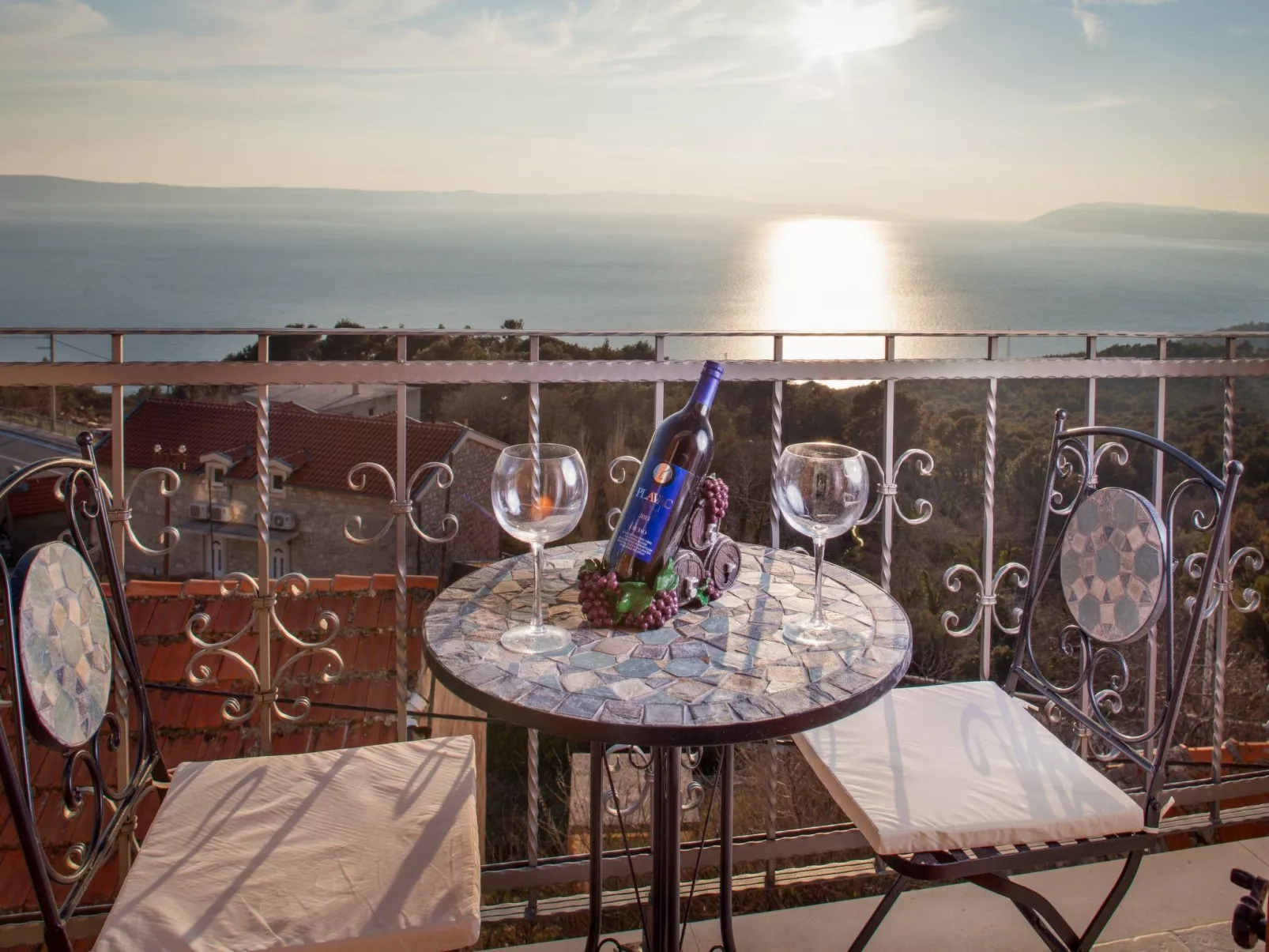 Charmantes Steinhaus mit Pool und Meerblick-Image-tags.info