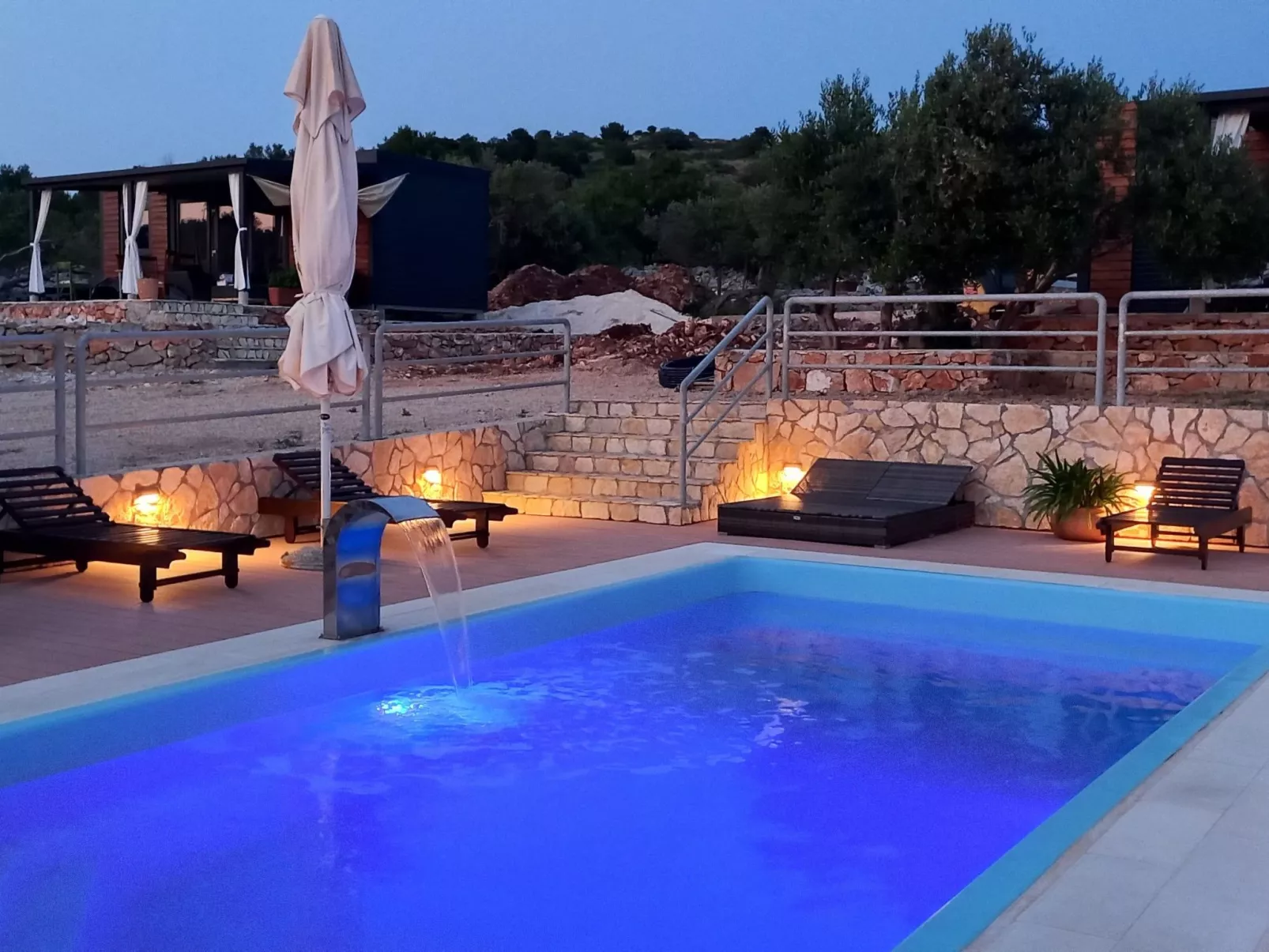 Strandhaus Sofia - Ferienanlage Bain, Žut - Kornati-Buiten