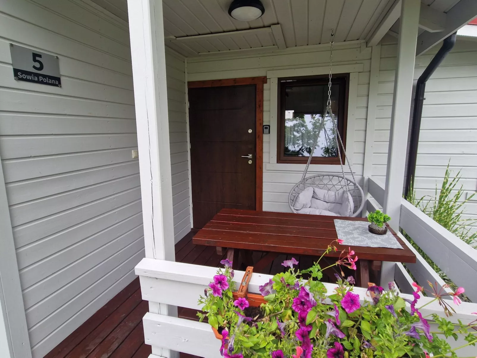 Mit privater Terrasse