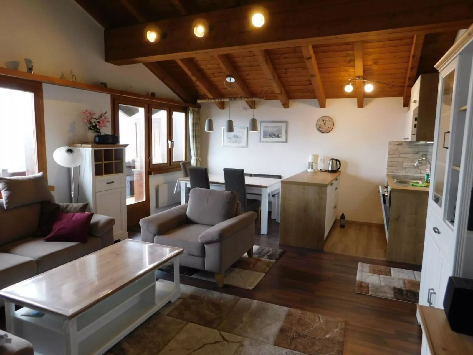 Silberdistel 2. Obergeschoss