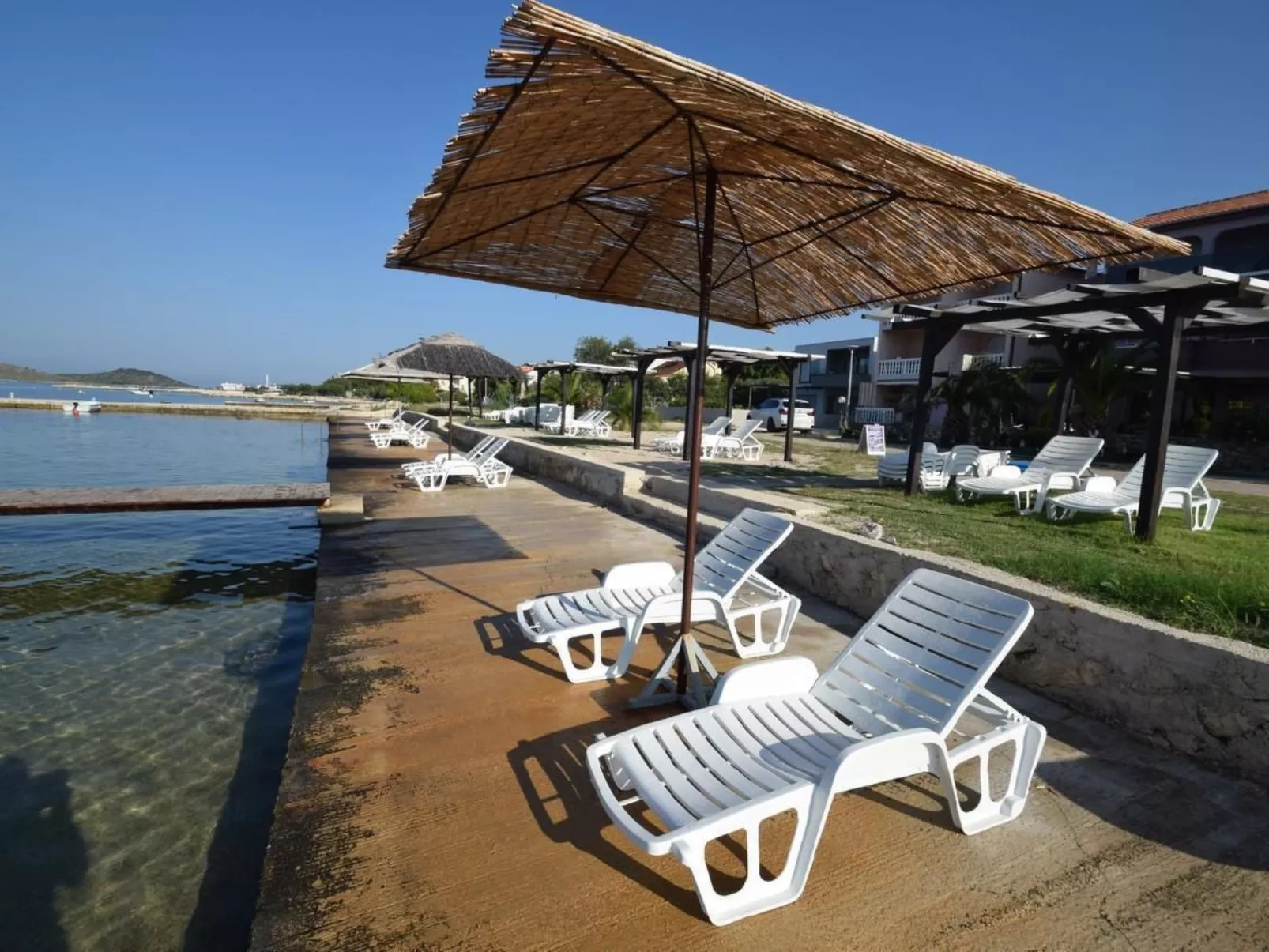 In Turanj mit Grill und Terrasse-Buiten