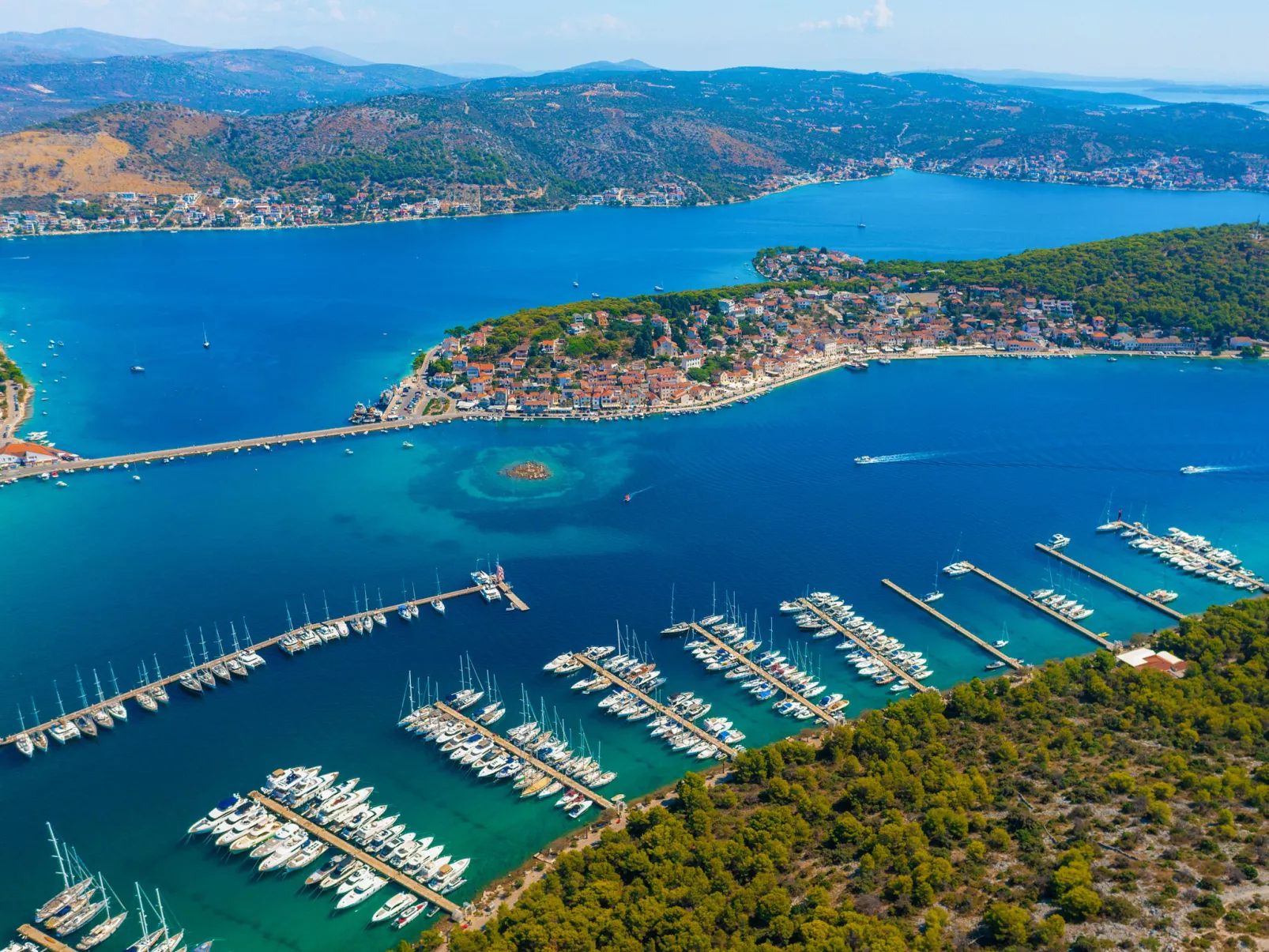 "Biserka" direkt am Strand-Omgeving