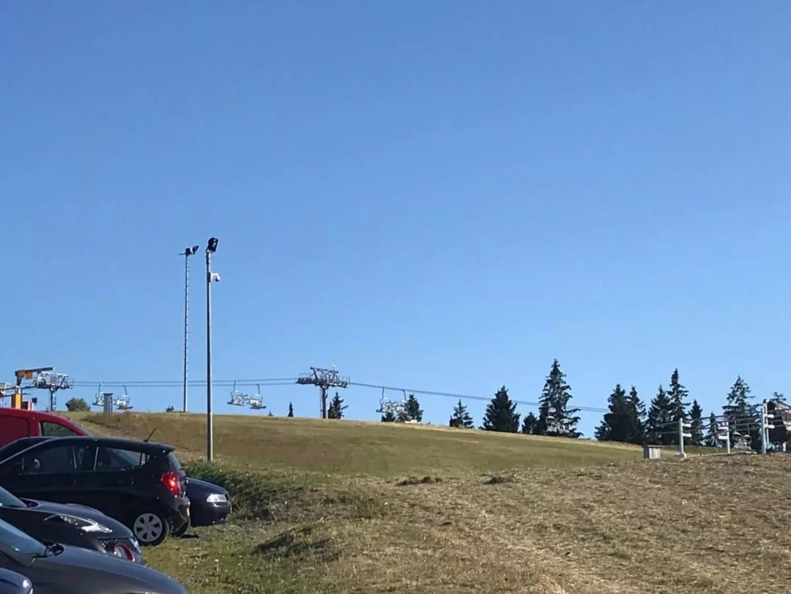 Berg- und Seeblick am Hillebachsee