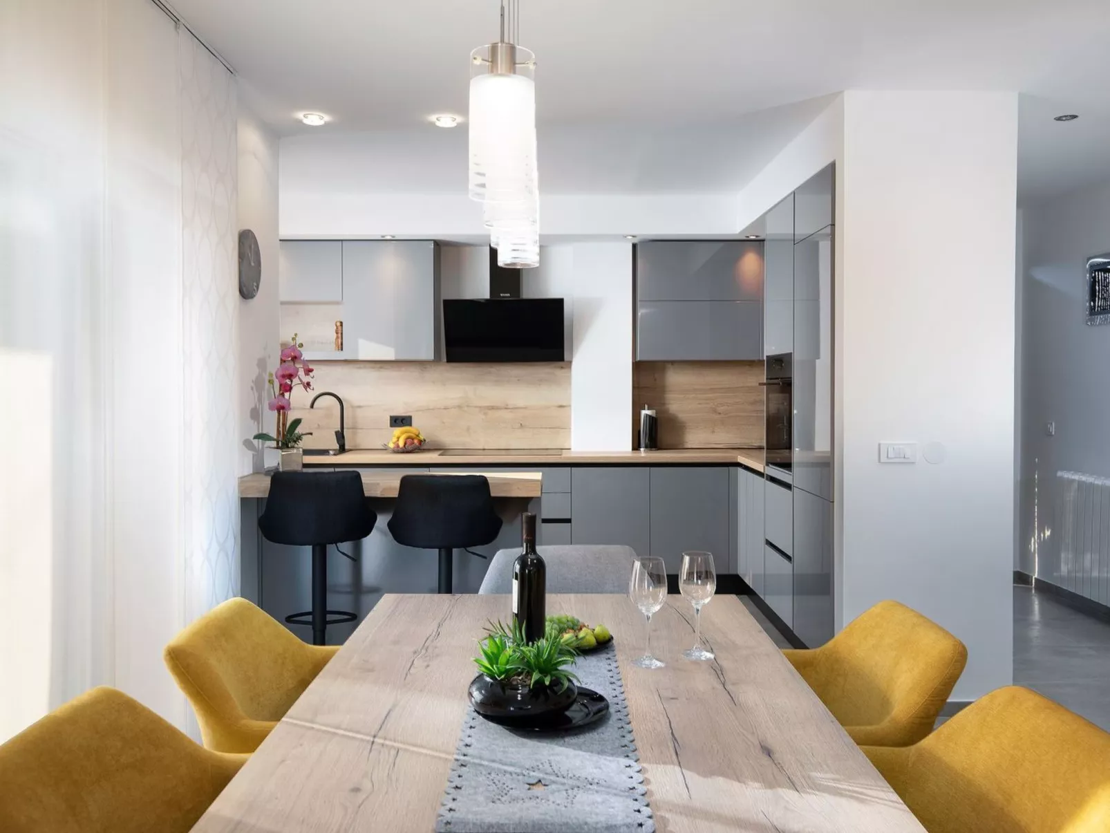 3-Schlafzimmer-Wohnung mit Gemeinschaftspool-Image-tags.info