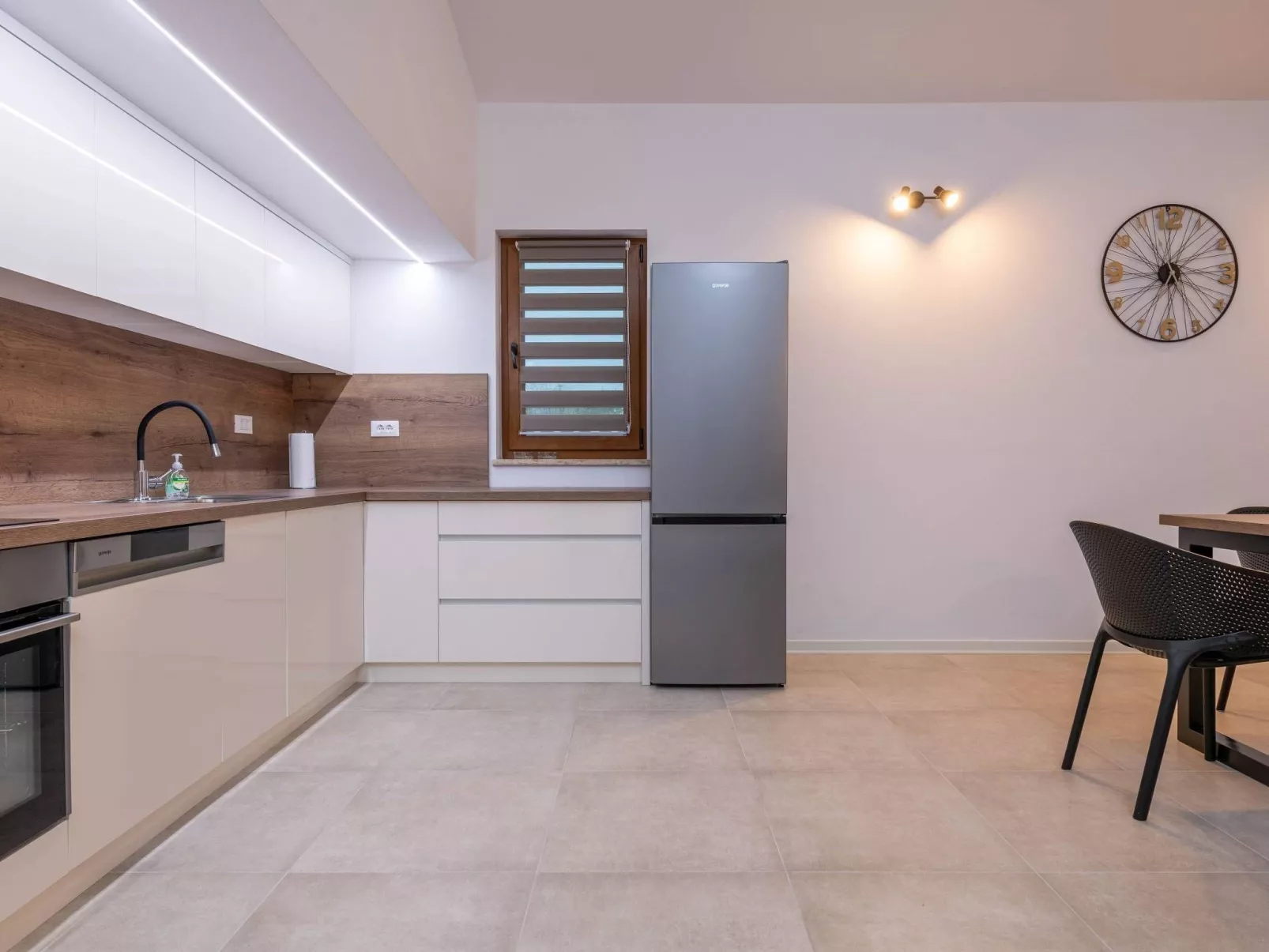 Luca-Image-tags.info