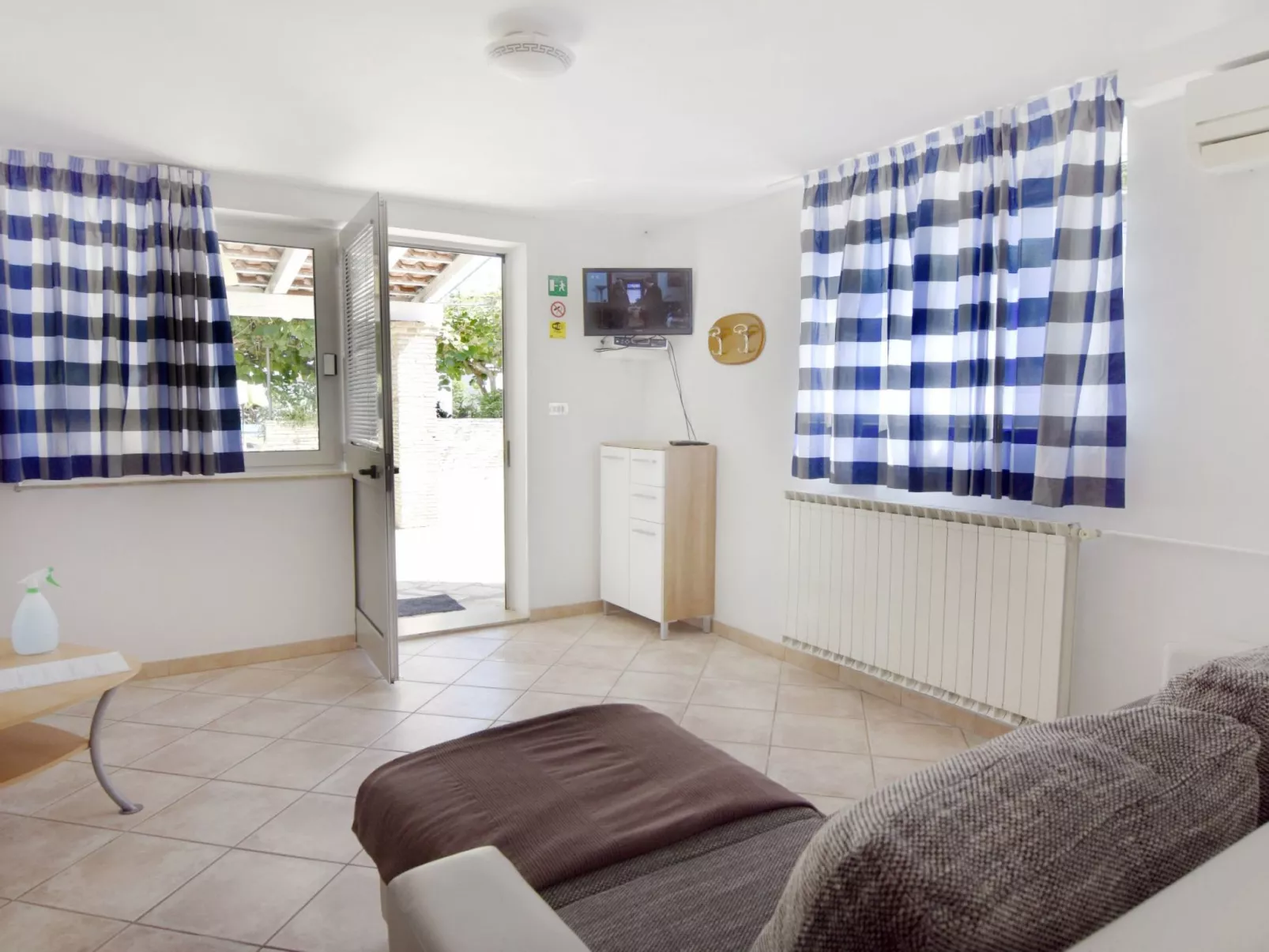 Apartment Nika 4 in der Residenz mit Pool und Whirlpool in Strandnähe - Binnen