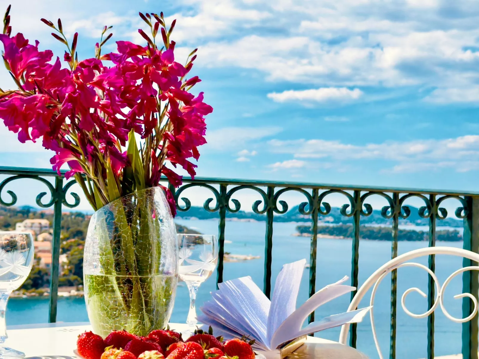 Villa mit Blick auf das Wasser-Buiten