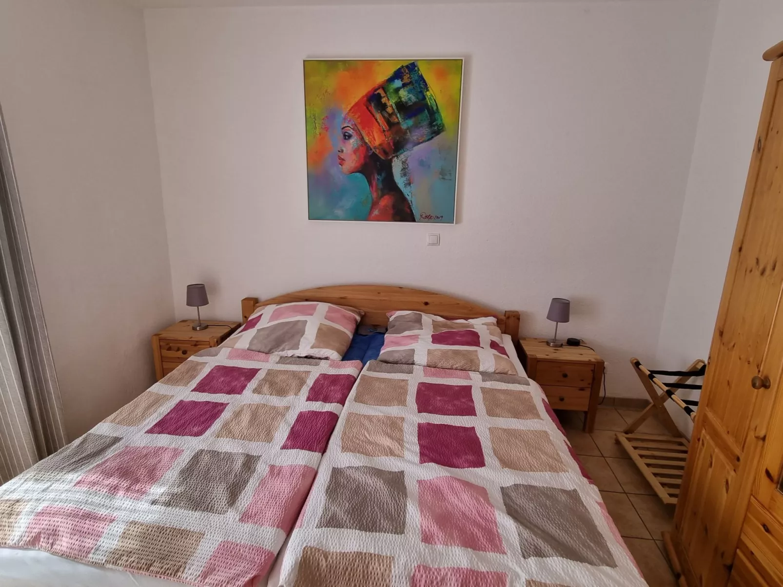 Gemütliche Ferienwohnung für zwei Personen mit sonniger Südterrasse-Binnen