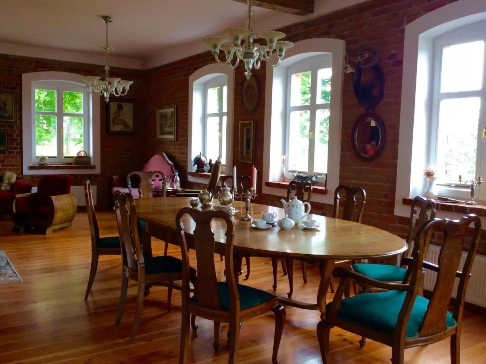 Anwesen mit Garten, Grill und Terrasse