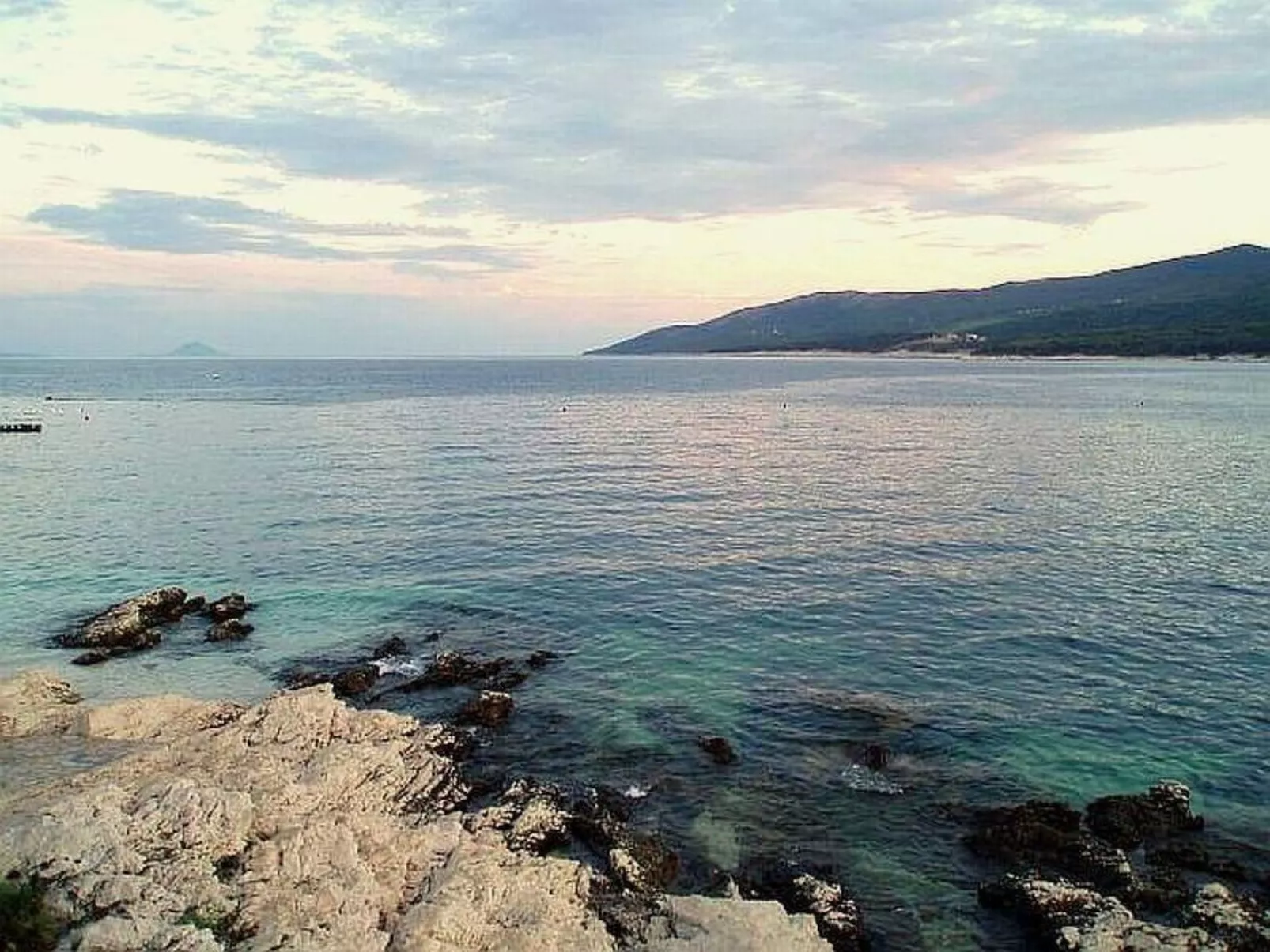 'Persic' mit privatem Pool-Image-tags.info