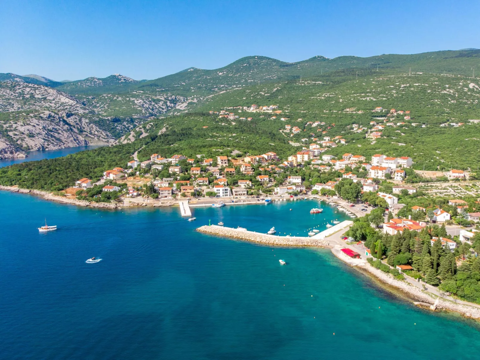 Für 6 Personen in Klenovica