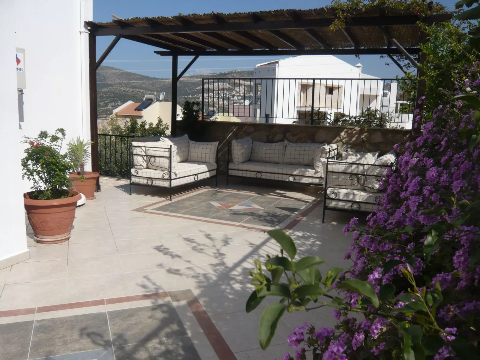 Ferienvilla Amare mit privatem Pool und Meerblick-Binnen