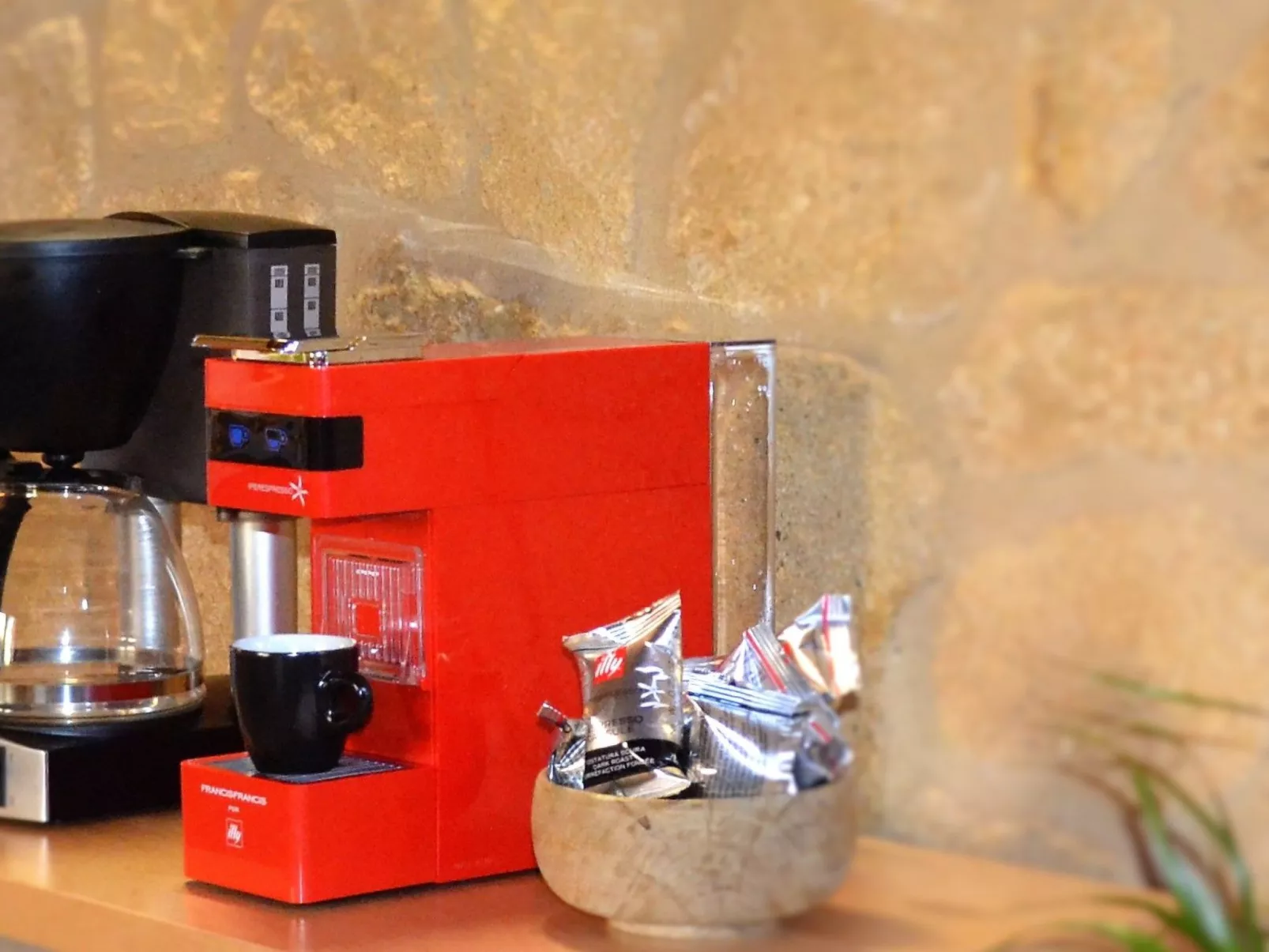 Geräumige Villa mit Pool nur 12km vom Strand entfernt-Image-tags.info