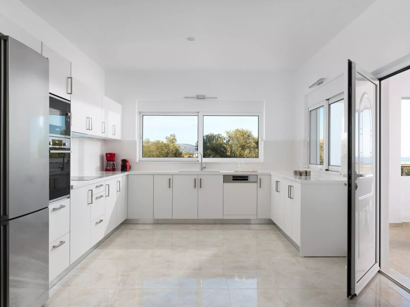 Villa Zoe Blu-Binnen