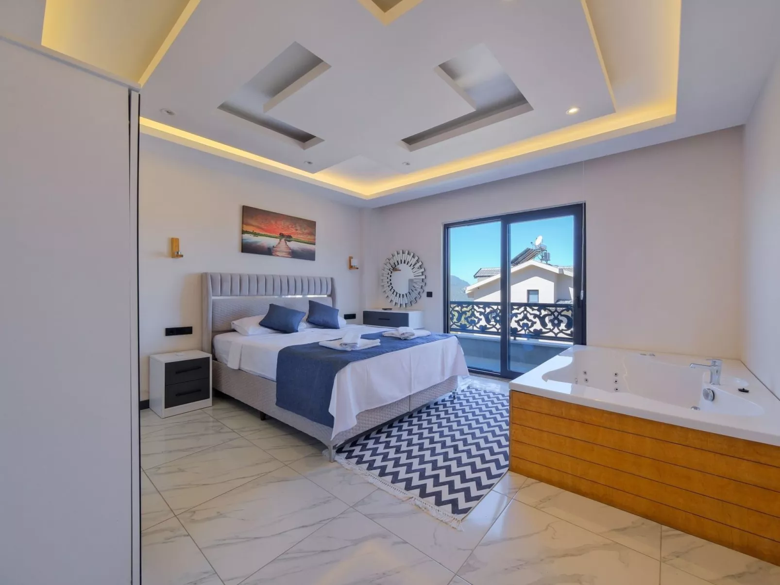 In Ölüdeniz für 8 P