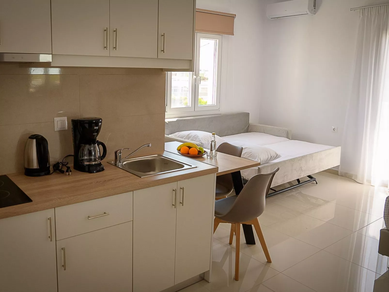 Sunsea Studios- Bergblick Studio 6