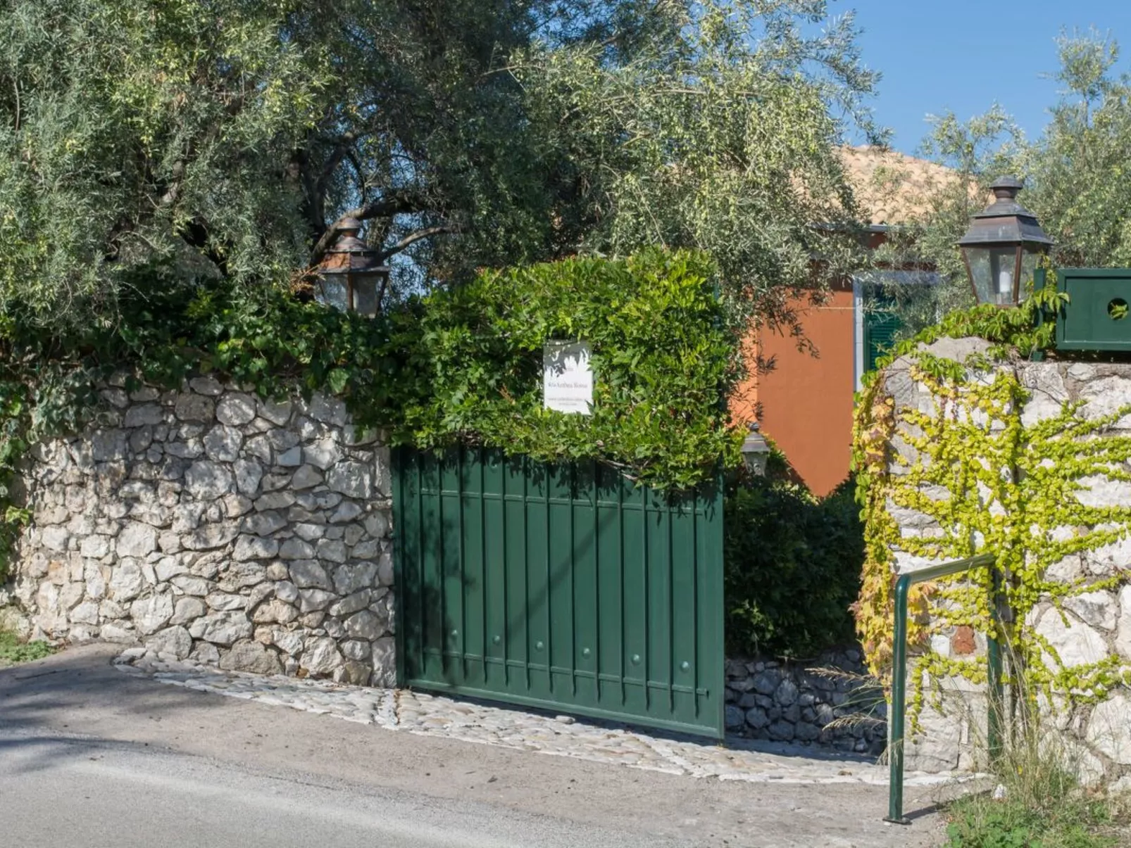 Villa Pergola-Buiten