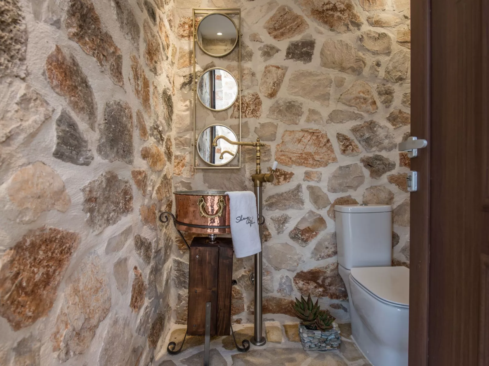 In Arkadii mit Außenpool-Binnen