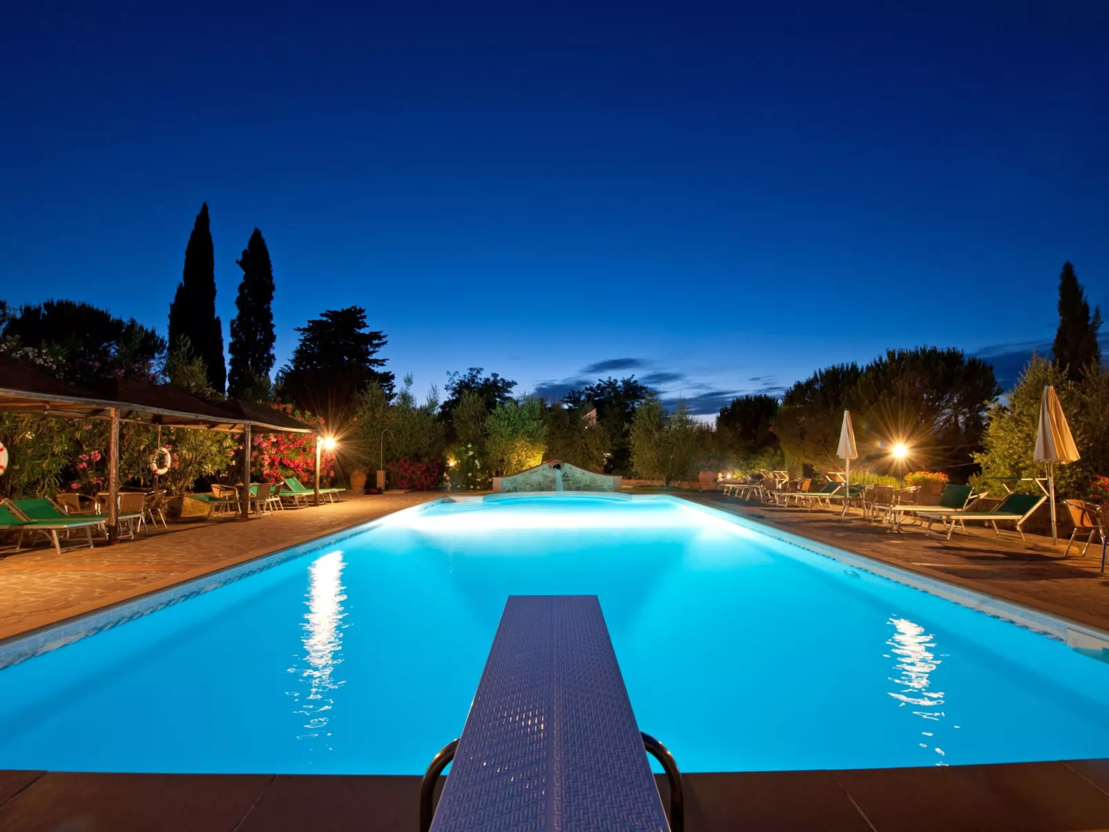 Wohnung 'Girasole Canale' mit Schwimmbad-Buiten