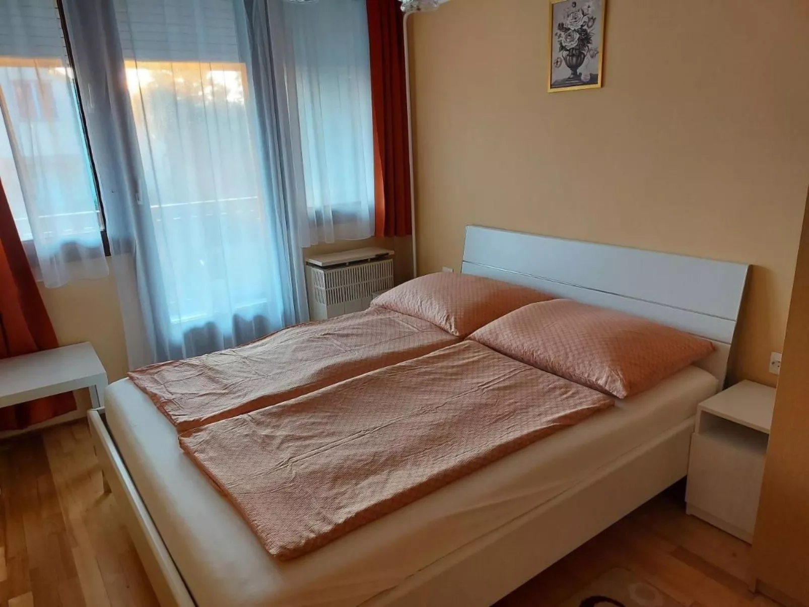 Schön eingerichtetes Appartement für 10 Personen