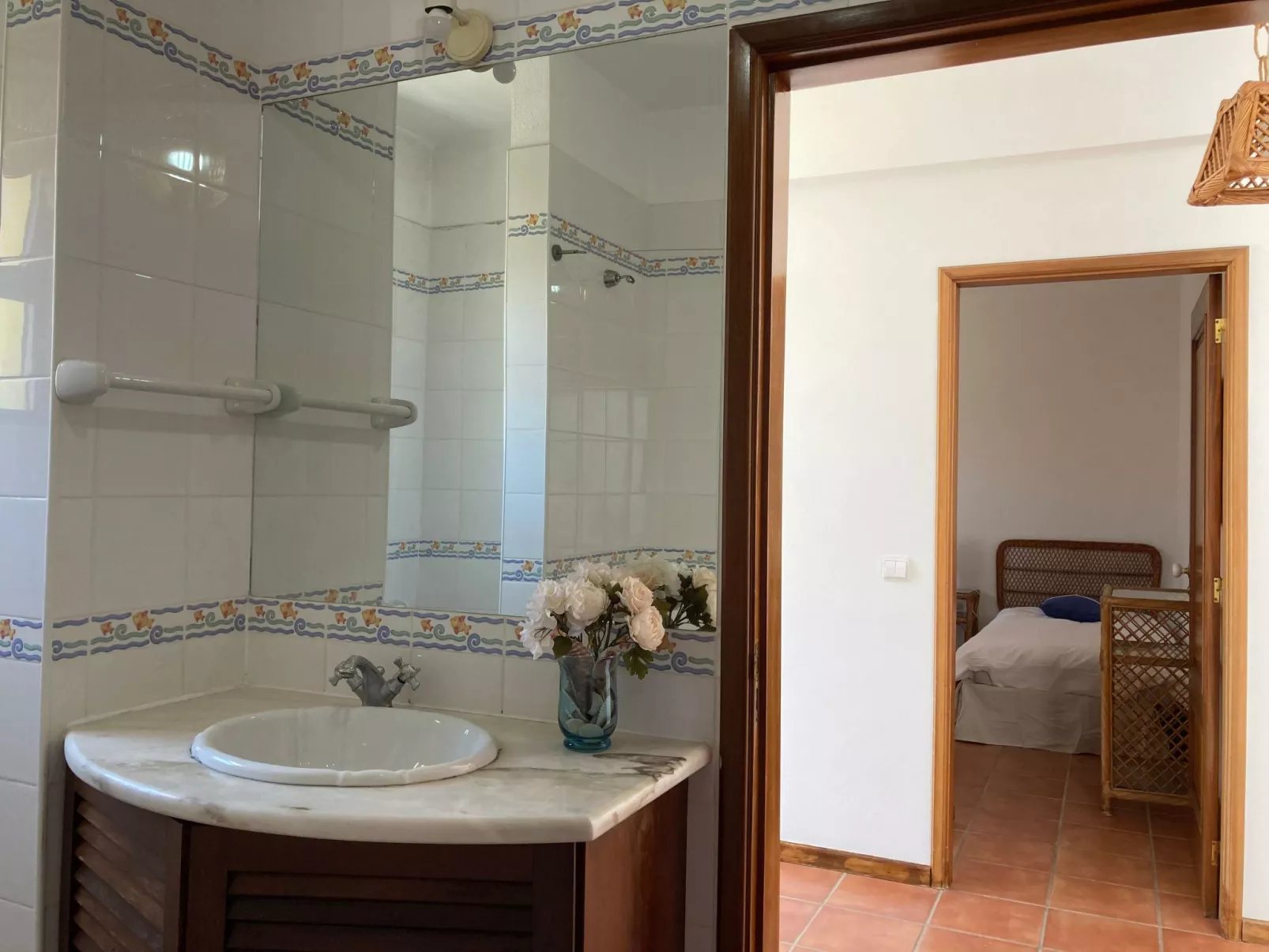 3-Schlafzimmer-Stadthaus, mit Panoramablick-Image-tags.info