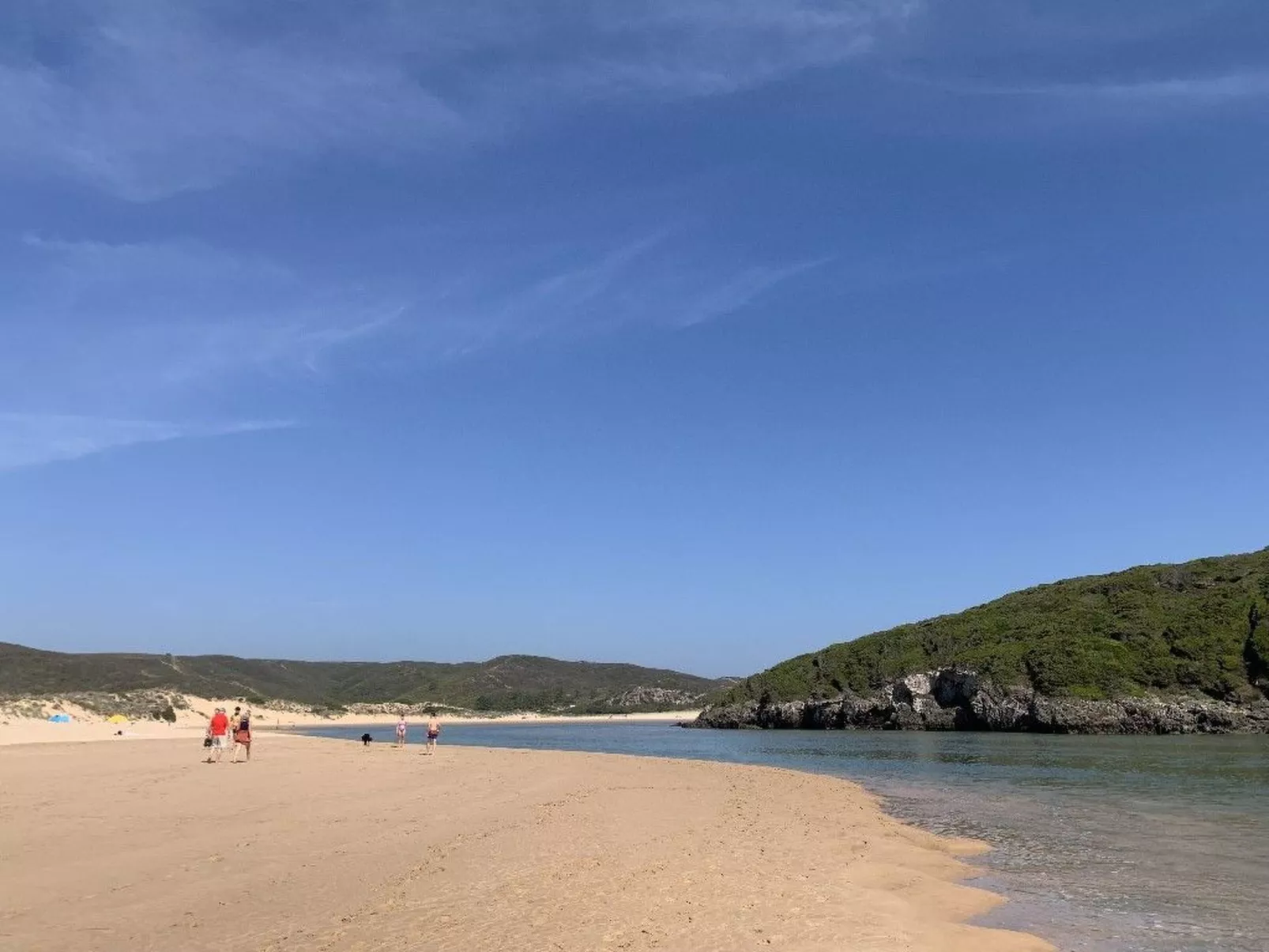 Auf dem Lande in der Nähe des Strandes-Image-tags.info