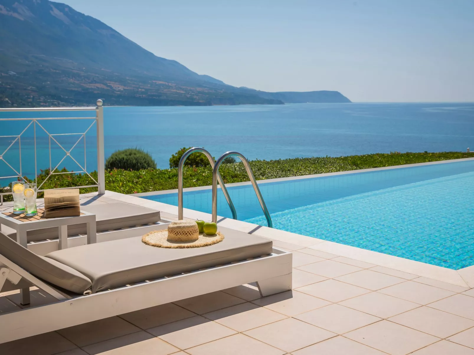 Luxusvilla Thalassa, direkt am Meer-Buiten