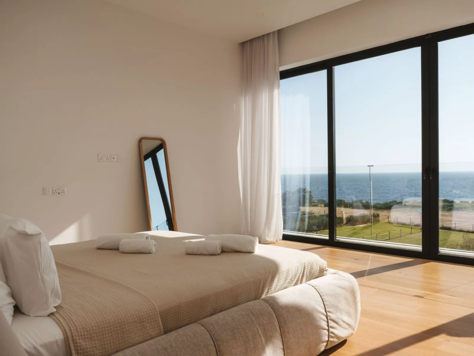 Periyiali Resort - Front Line Villa Chronos - 8-Binnen