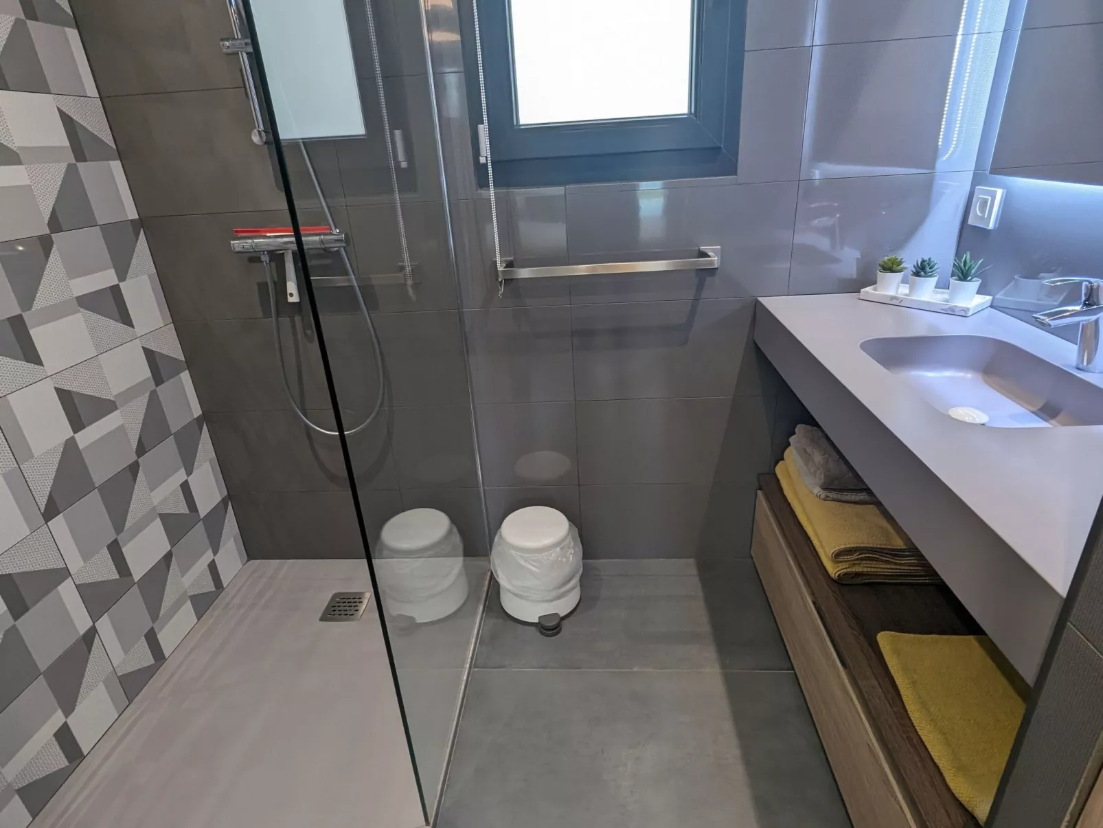 Luxuriöse Wohnung mit beheiztem Pool und private-Binnen