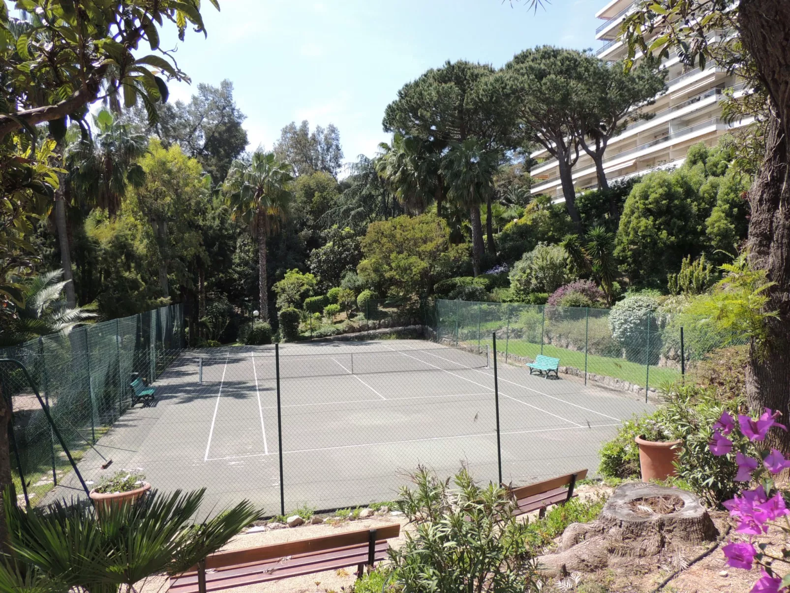 Studio Vue mer standing proche Cannes-Buiten