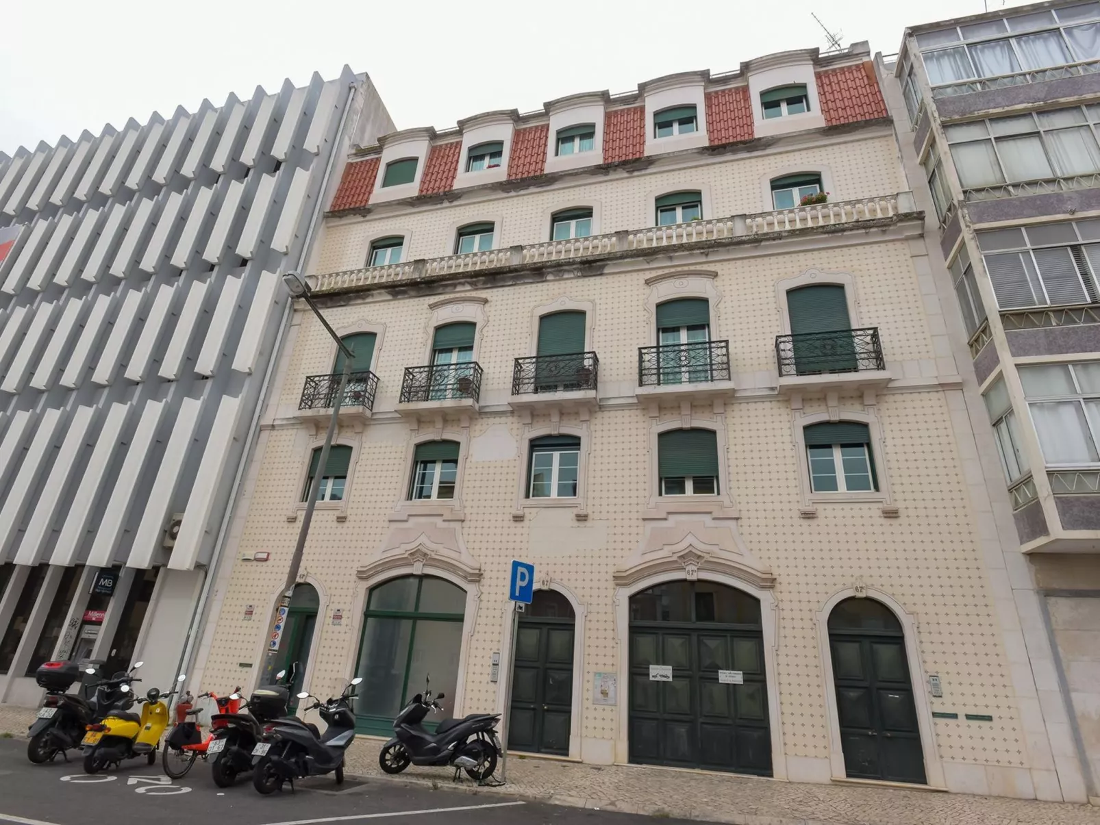 Zentrale Wohnung in Lissabon-Image-tags.info