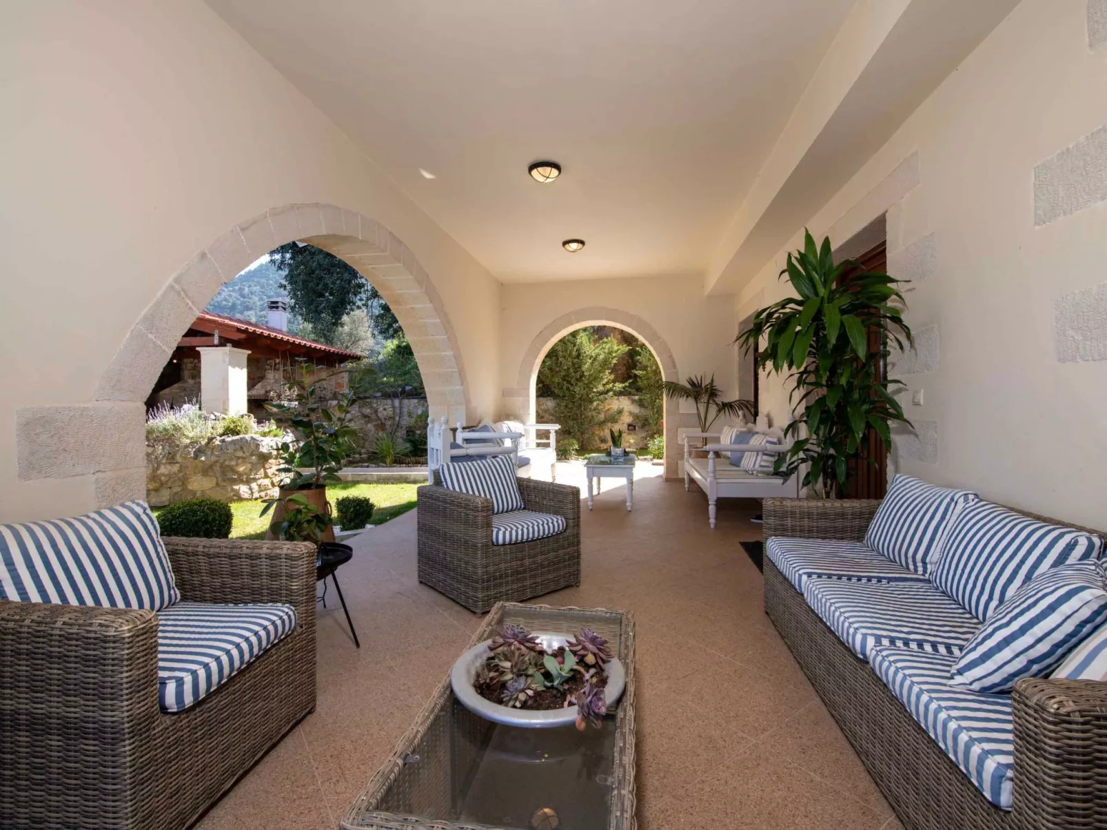 Geroulios Kastro Villa I-"Frei "Beheizter Pool,Meerblick