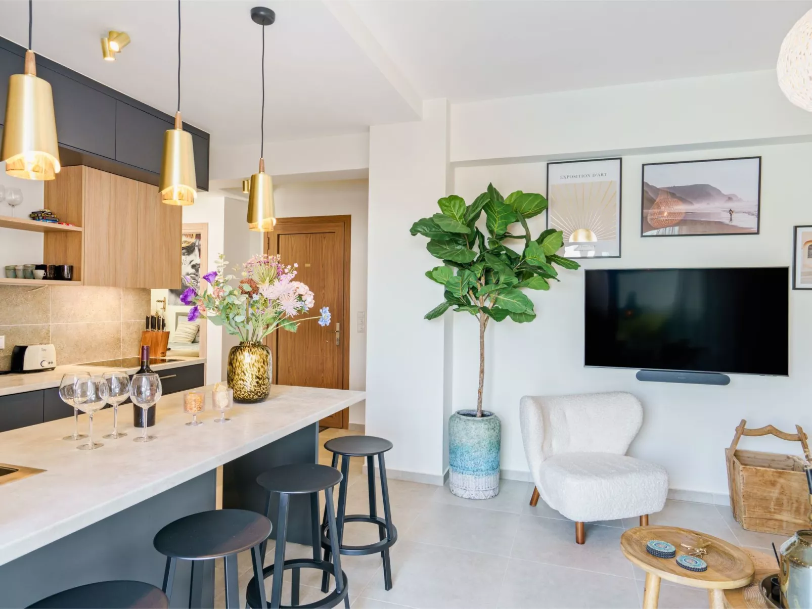 Neu gebaute Villa mit privatem Pool und BBQ-Binnen