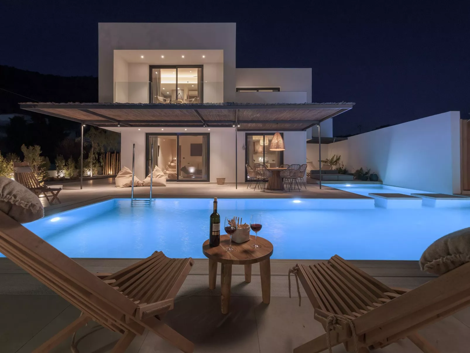 Ferienvilla Adam mit Pool-Buiten