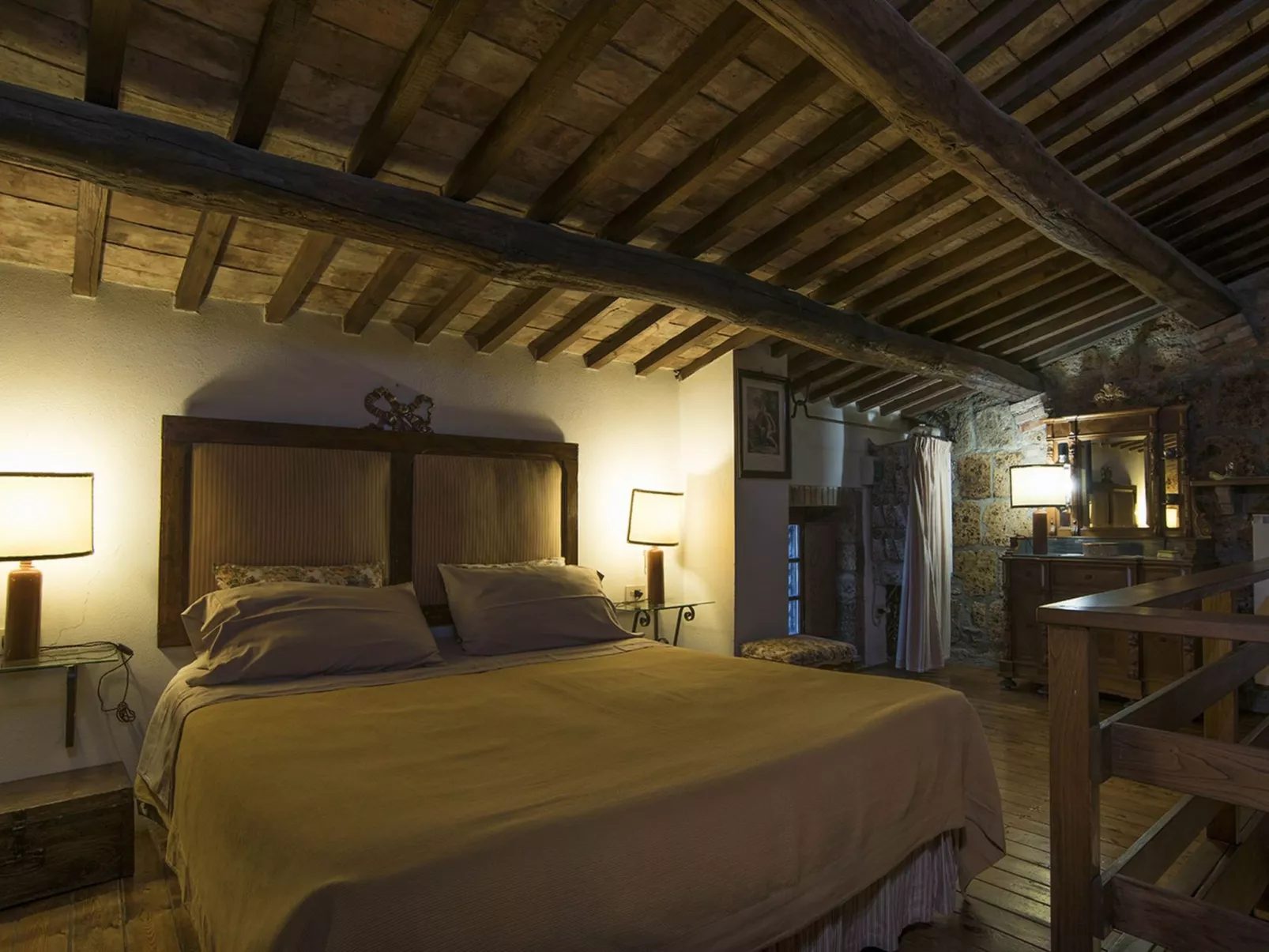 Romantische Unterkunft, in einem Schloss, mit Schwimmbad-Image-tags.info