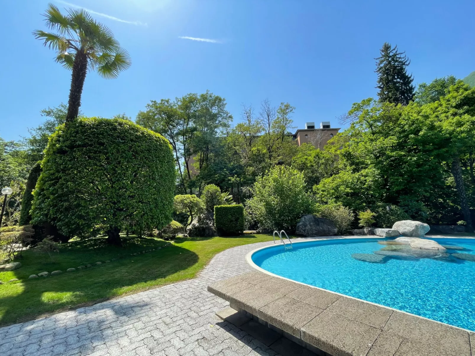 Navengana 5 mit Pool-Buiten