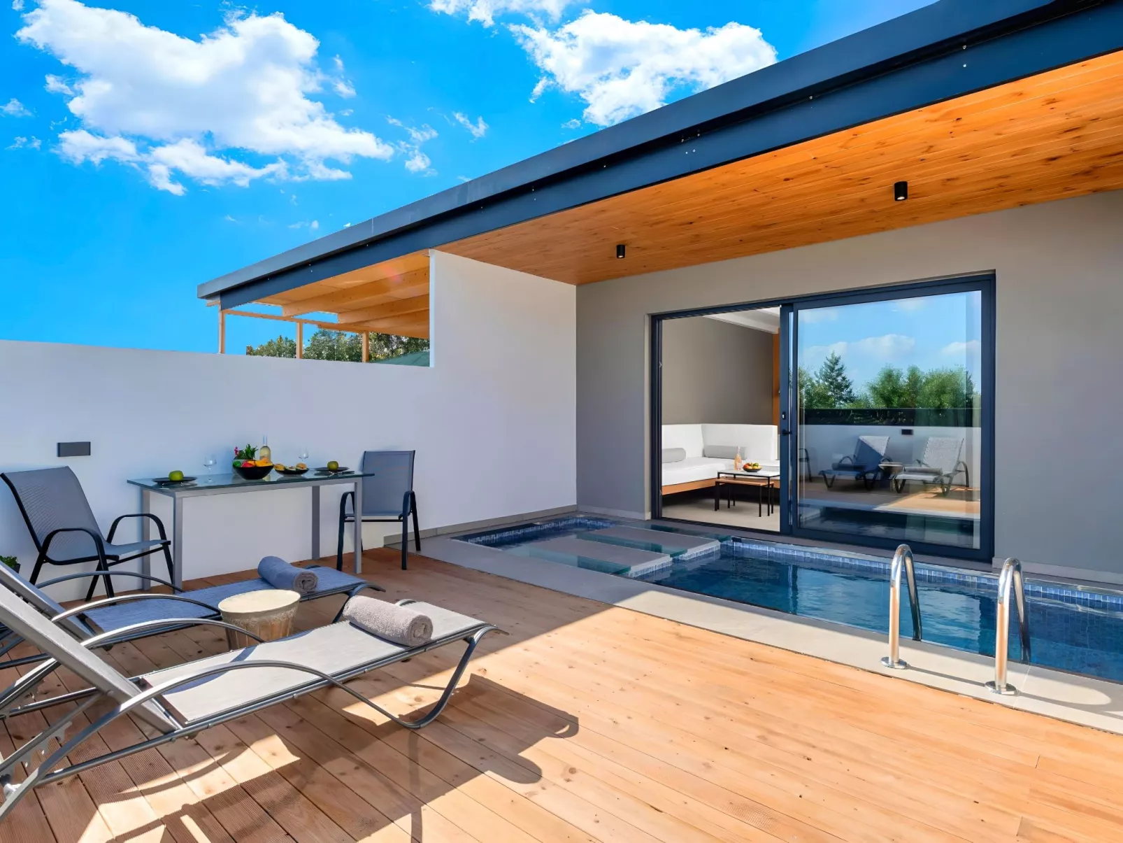 Canes Maxima Suite Privater Pool