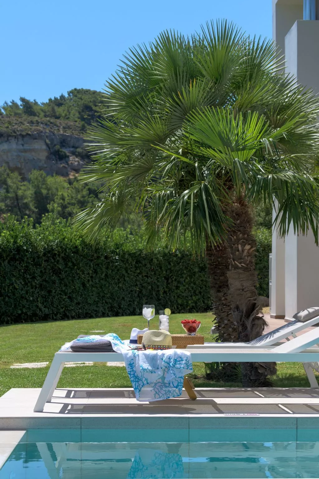 Ixian Hilltop Villa-Buiten