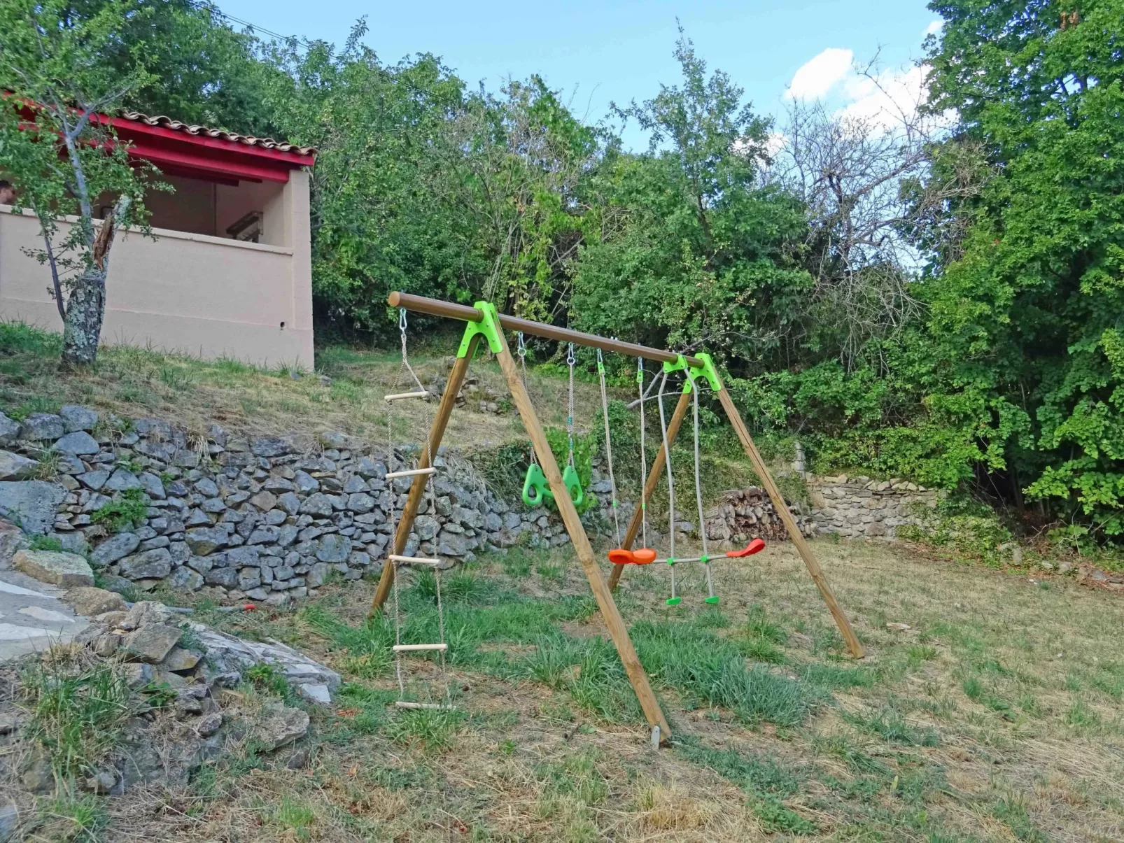 Klimatisiertes Ferienhaus mit Pool