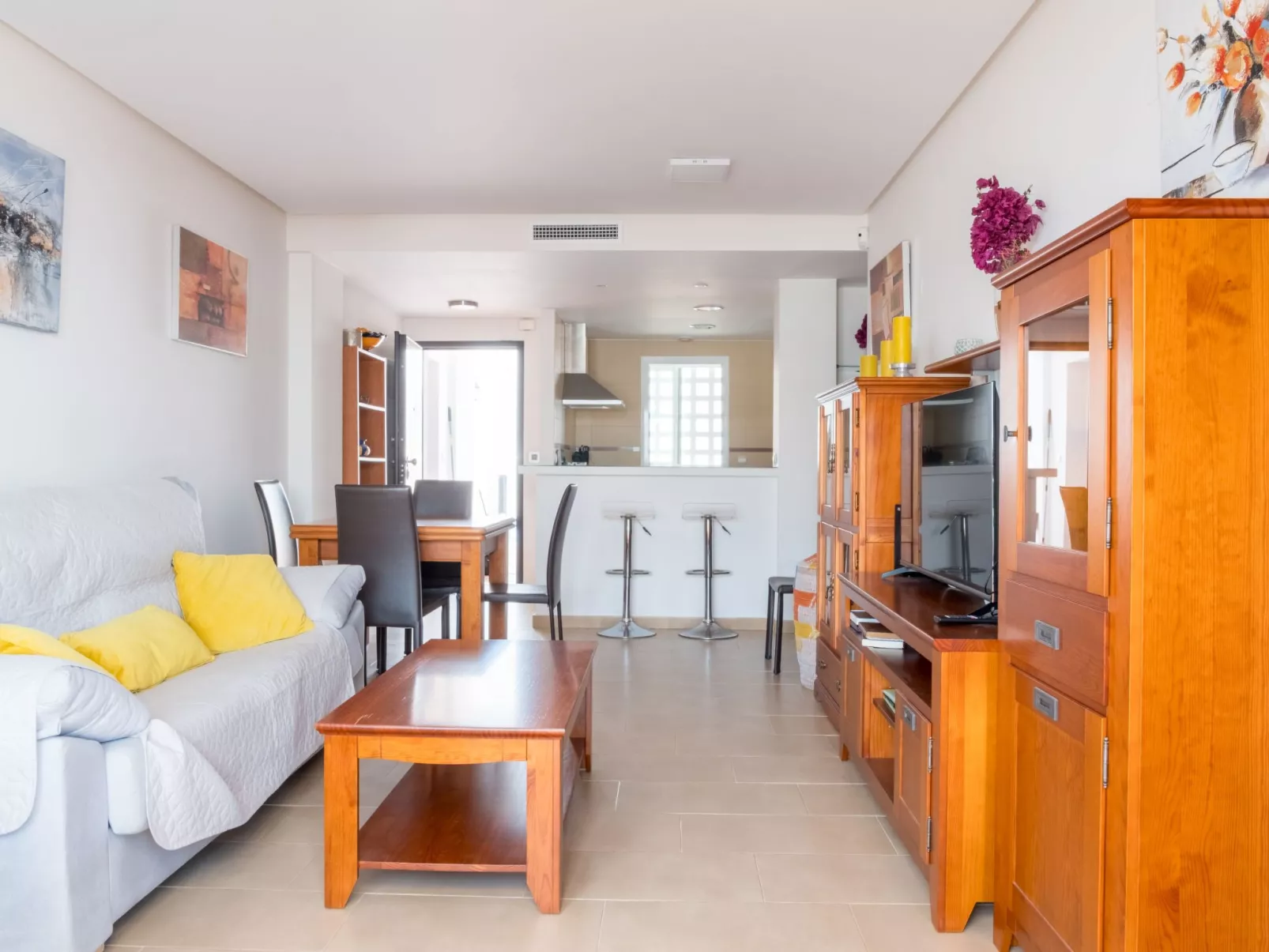 Entspannungs- und Aktivitätsumgebung - E-Ladegerät