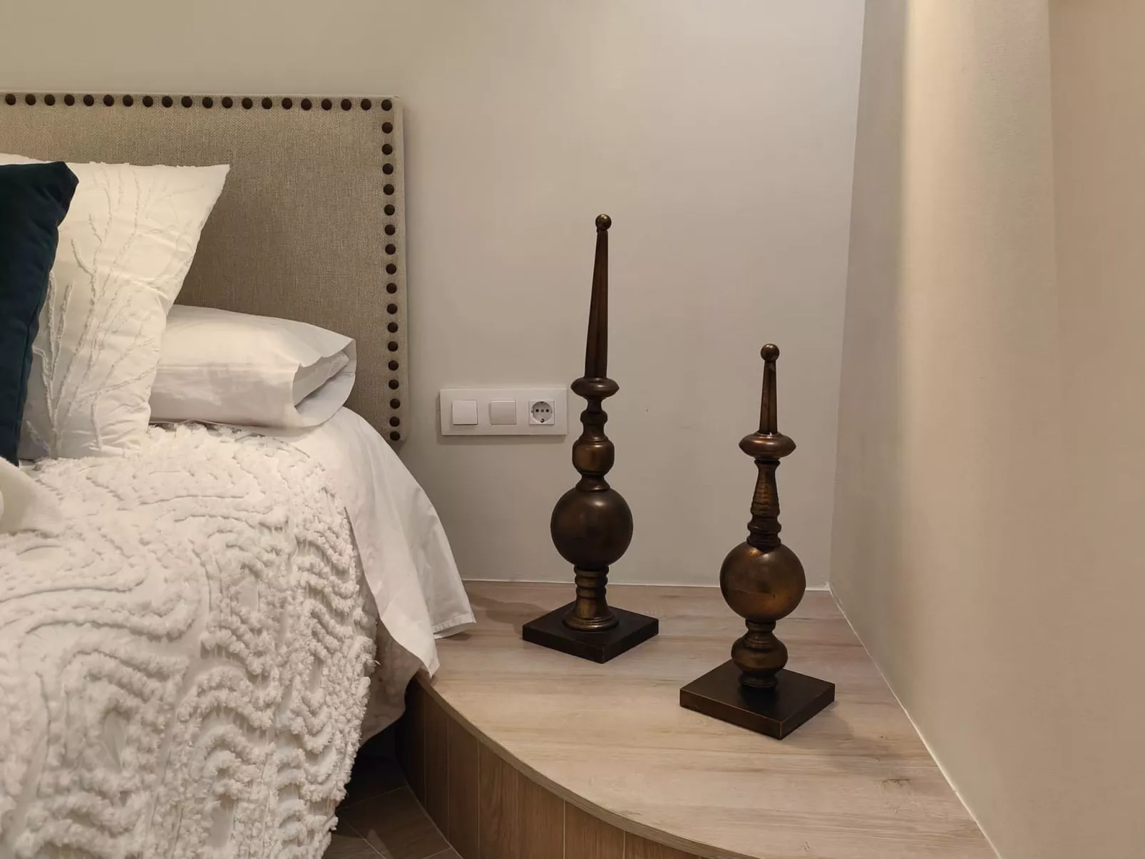 "Leather Loft Rural"