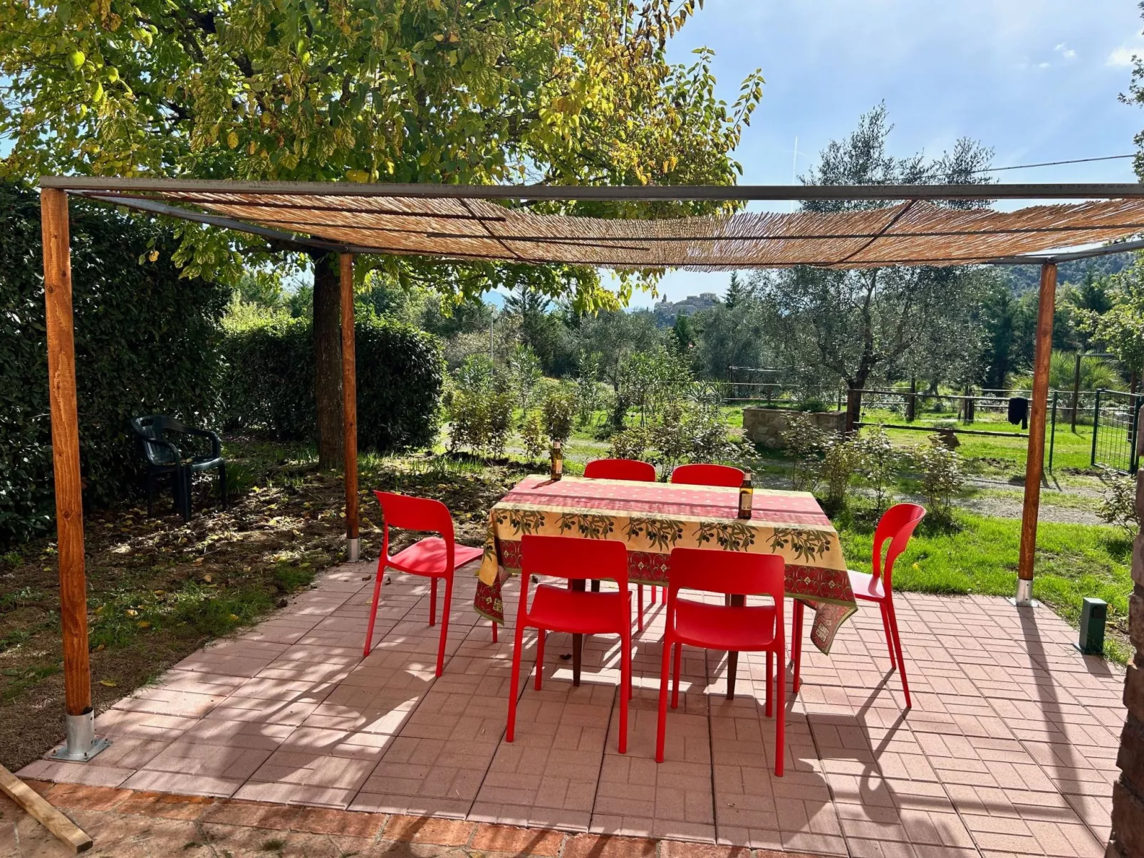 Bauernhaus mit Schwimmbad -Klimaanlage-Buiten