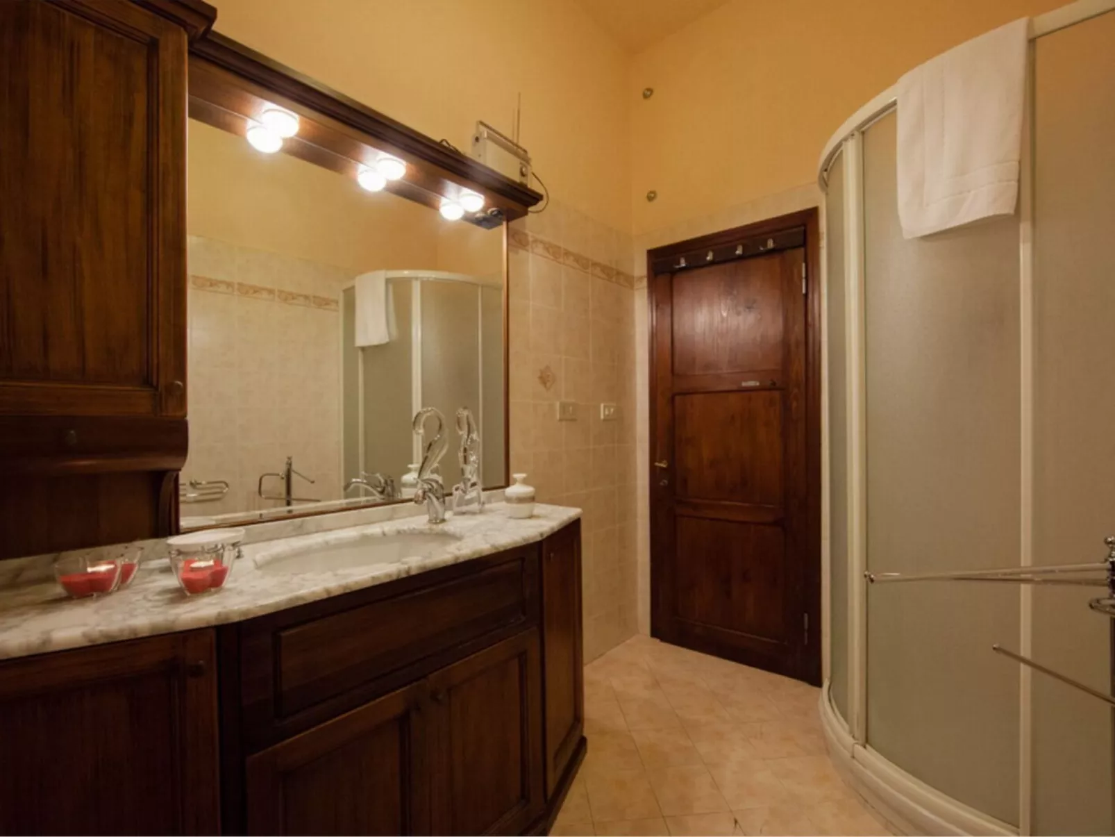 Villa mit privatem Pool in der Nähe von Castiglion Fiorentino-Binnen