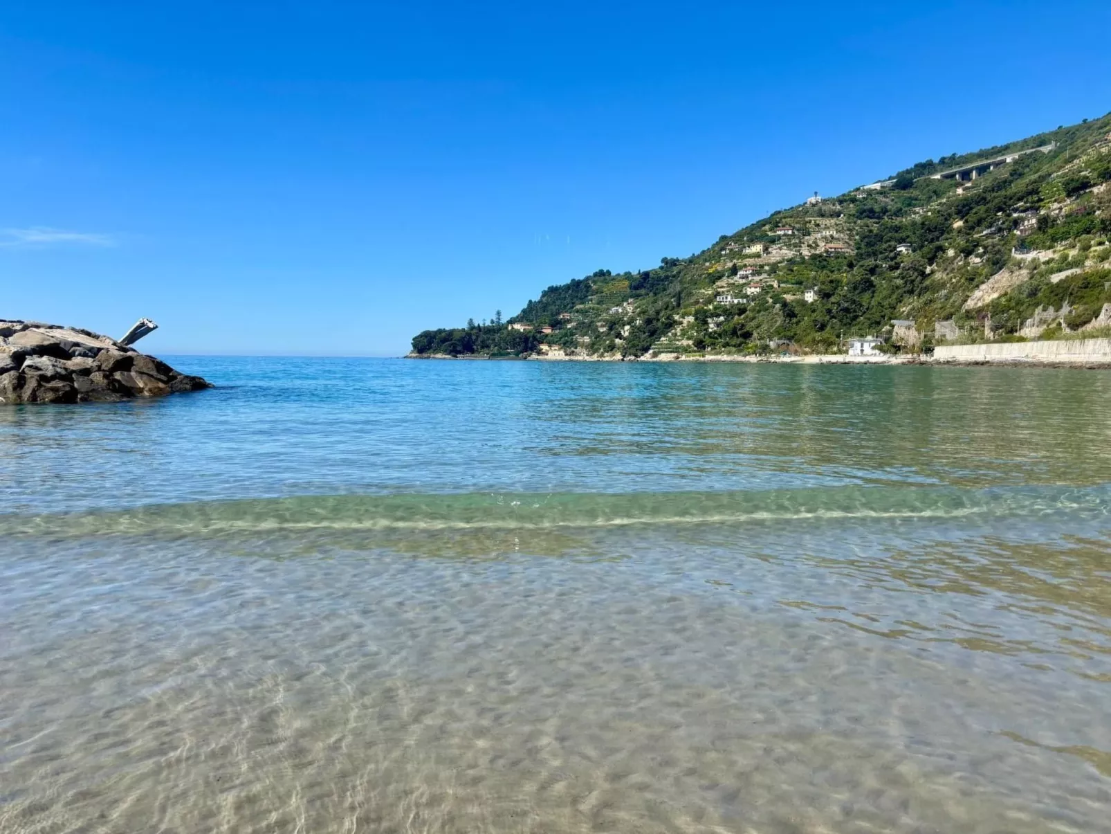 Seaside Heritage Retreat by Holiday World-Buiten